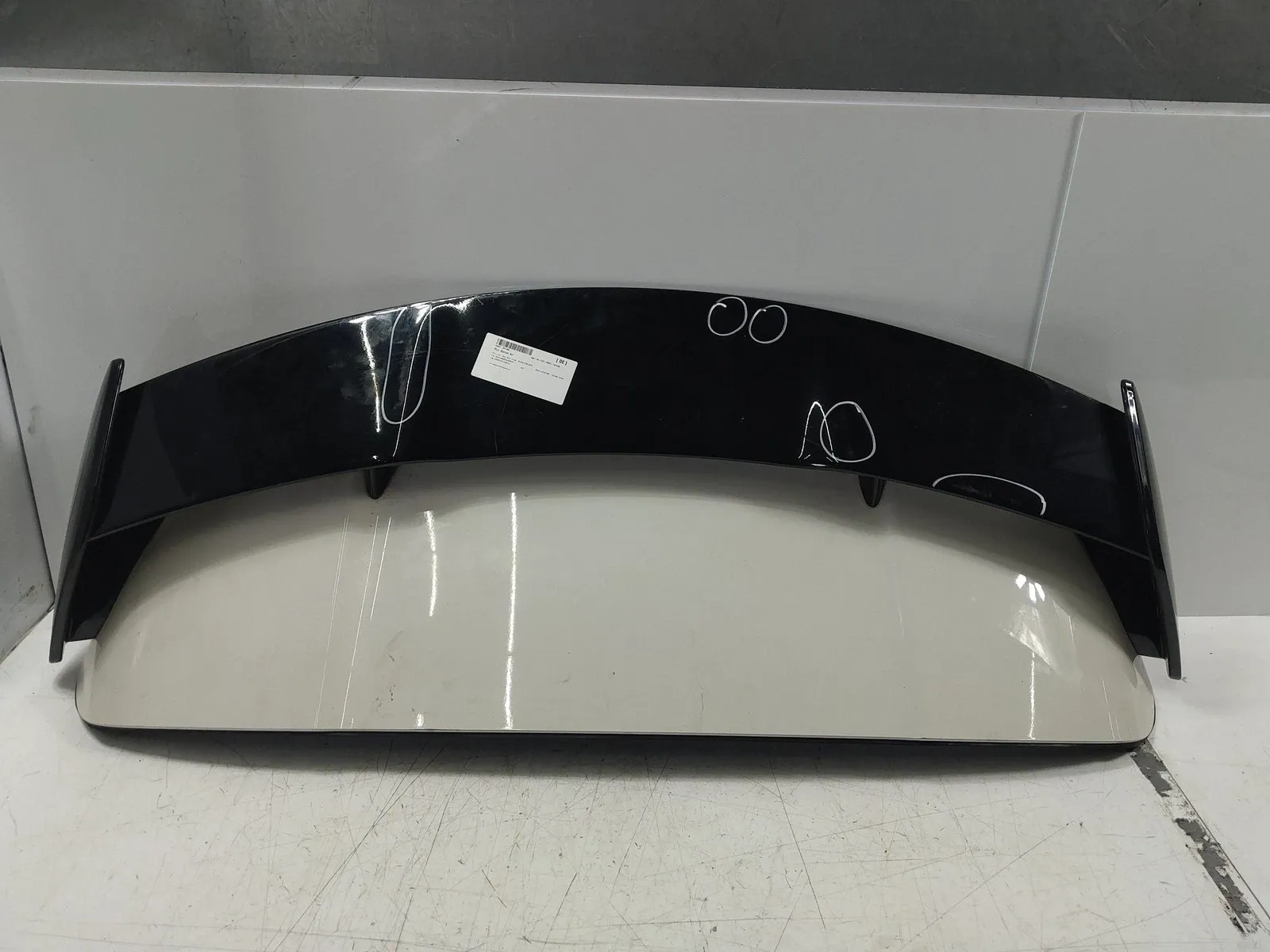Mercedes-Benz GLA (X156) Other parts Rear spoiler — set — MERCEDES-BENZ GLA (X156) (...