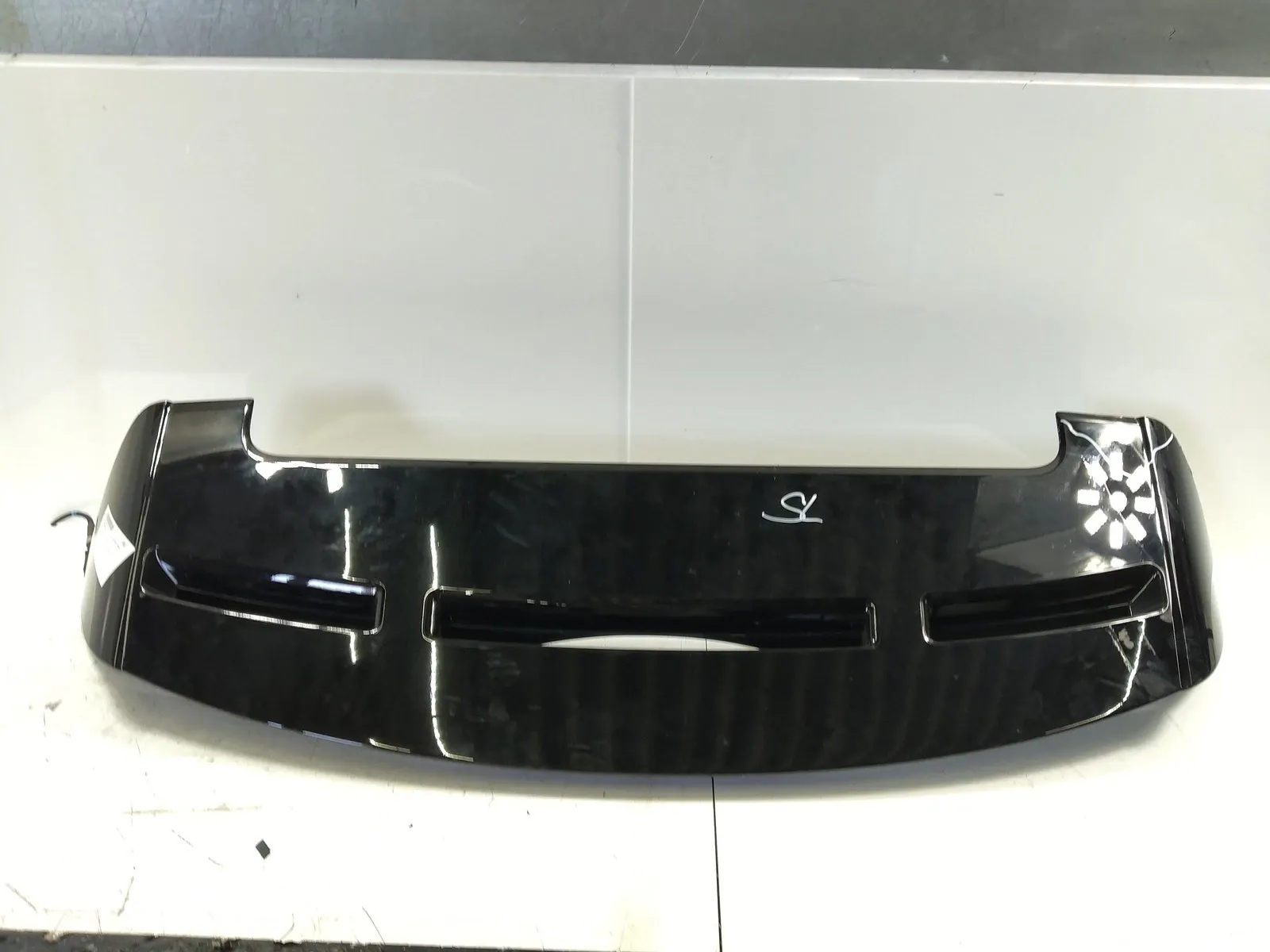 Land Rover Discovery Other parts Rear spoiler — set — LAND ROVER DISCOVERY V (L4...