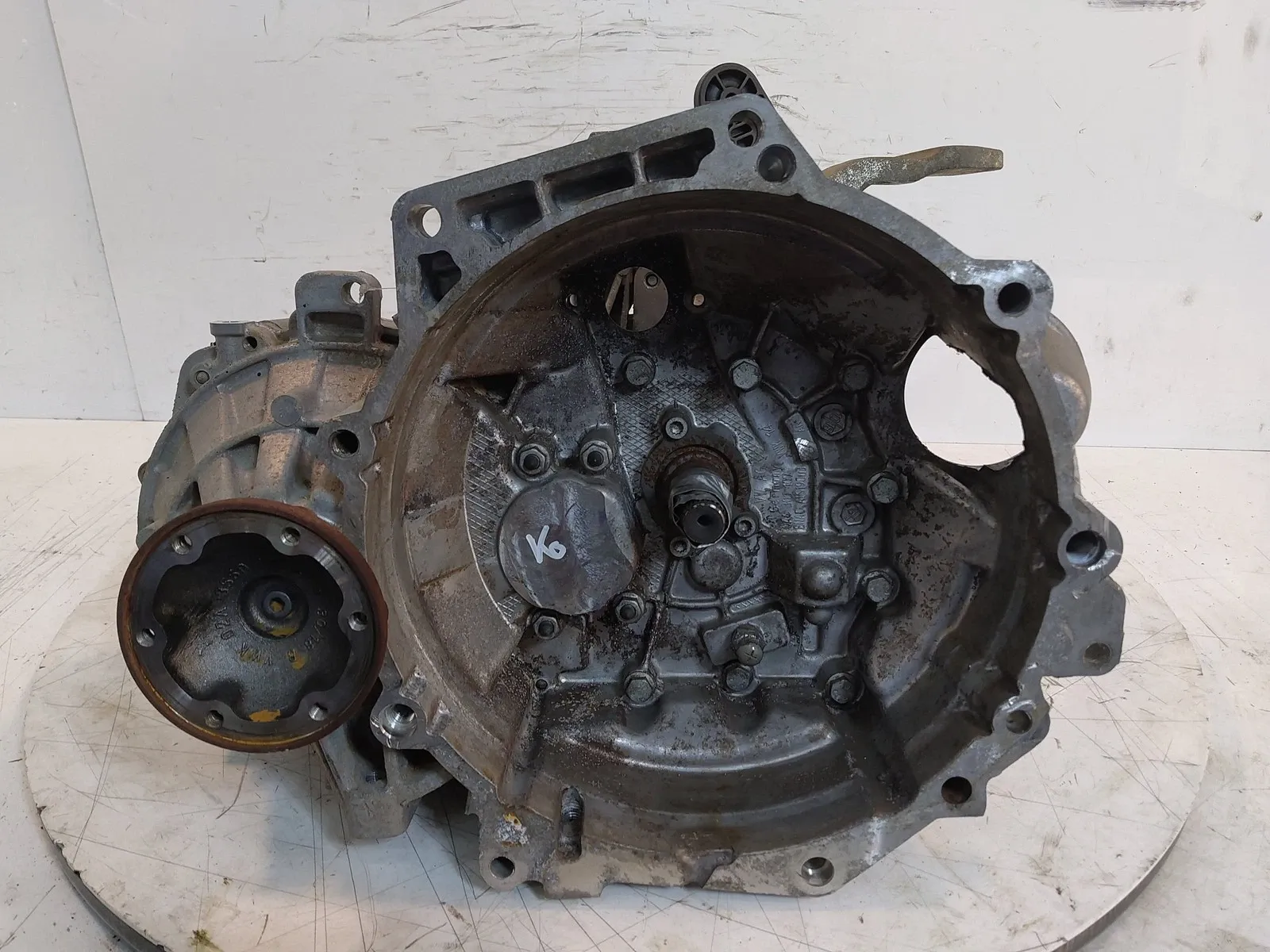 Skoda Karoq Gearbox Manual gearbox — SKODA KAROQ (NU7) (2017-PRESEN...