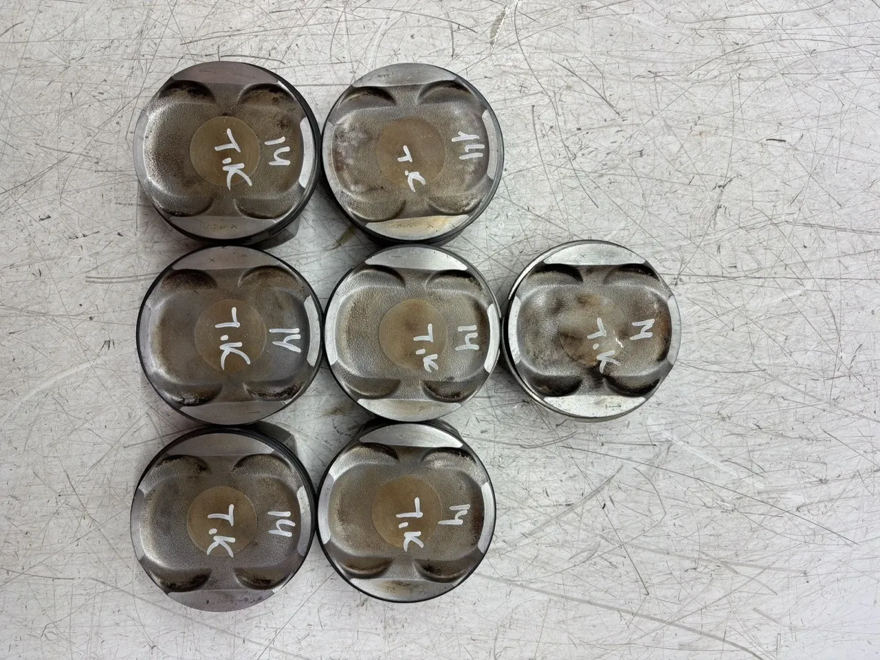 Porsche Cayenne Engine parts 7 × Piston — PORSCHE CAYENNE (9PA) (2002-2010) ...