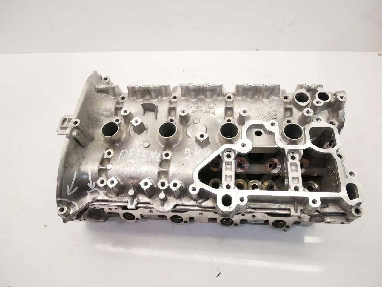Audi Q5 (FY) Engine parts Cylinder head — AUDI Q5 (FYB, FYG, FYT) (2016-2...