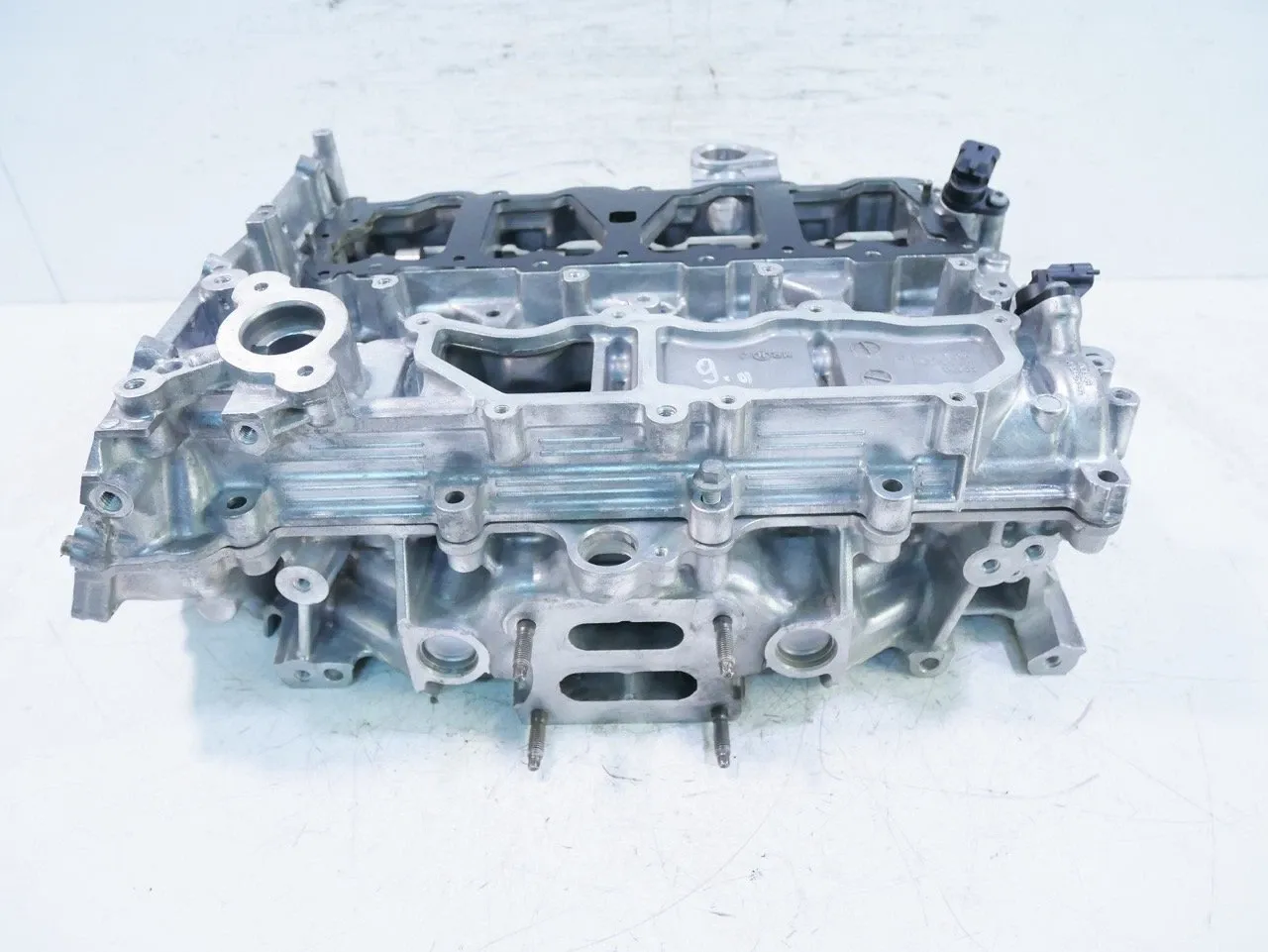 Land Rover Range Rover (L405) Engine parts Cylinder head — LAND ROVER RANGE ROVER IV (L405...
