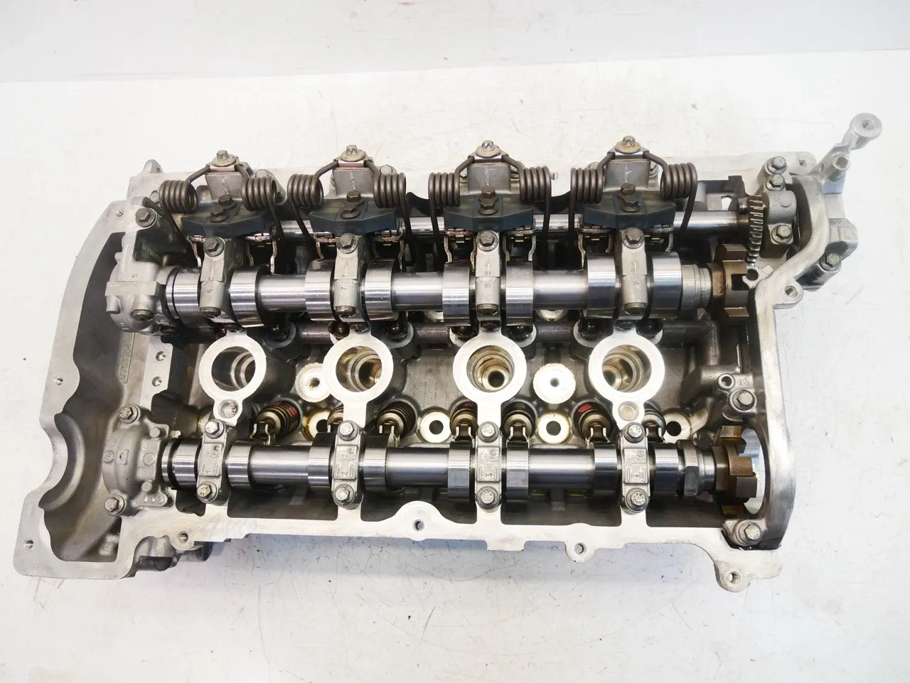 Mini One, Cooper, Clubman (R55 - R59) Engine parts Cylinder head — MINI R56 R55 (2006-2010) — V753...