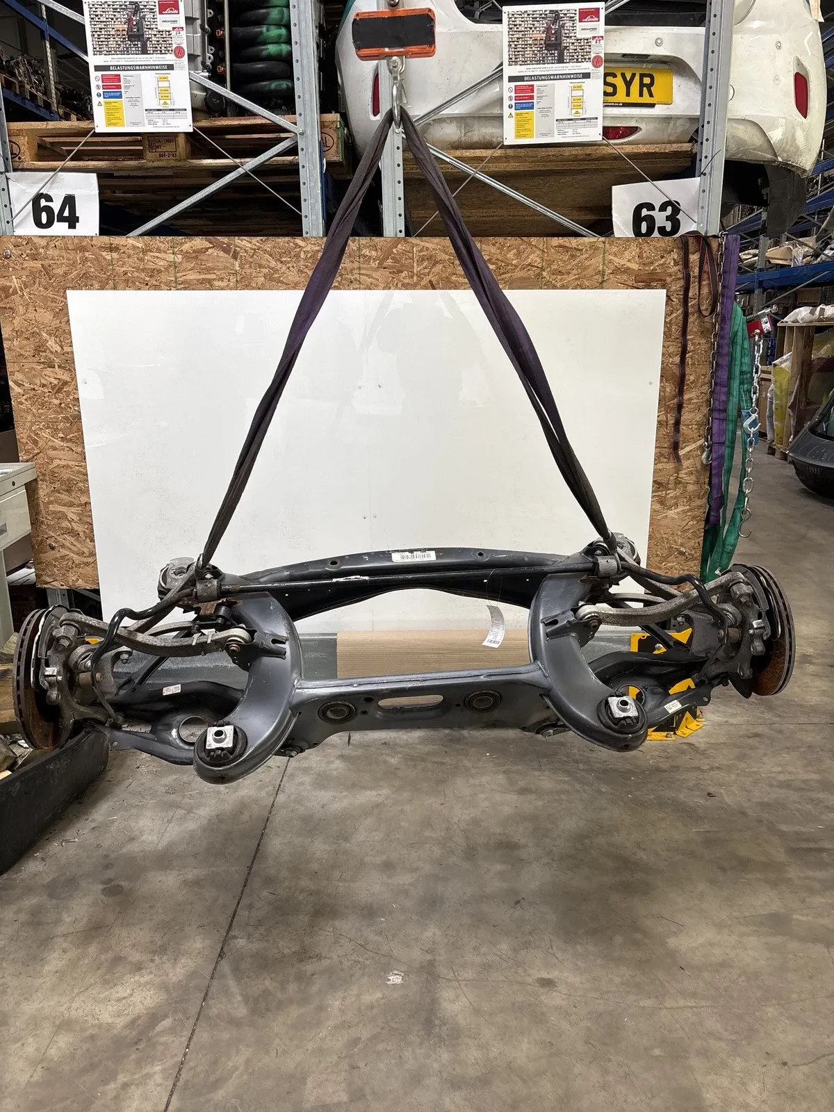 Mercedes-Benz A (W176) Other parts Rear axle carrier — MERCEDES-BENZ E220 W212 (20...