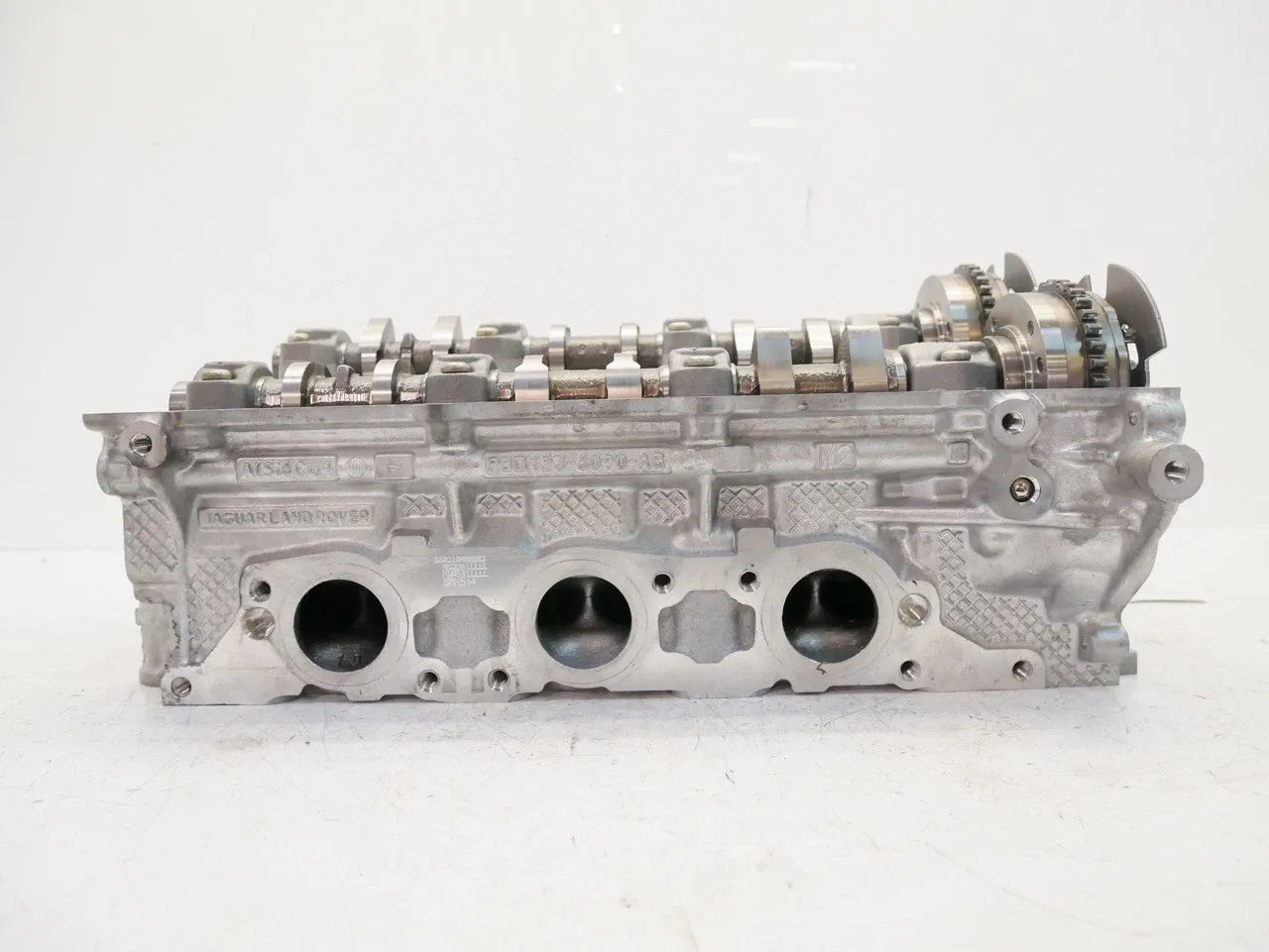 Land Rover Range Rover Sport (L494) Engine parts Cylinder head — LAND ROVER RANGE ROVER SPORT II...