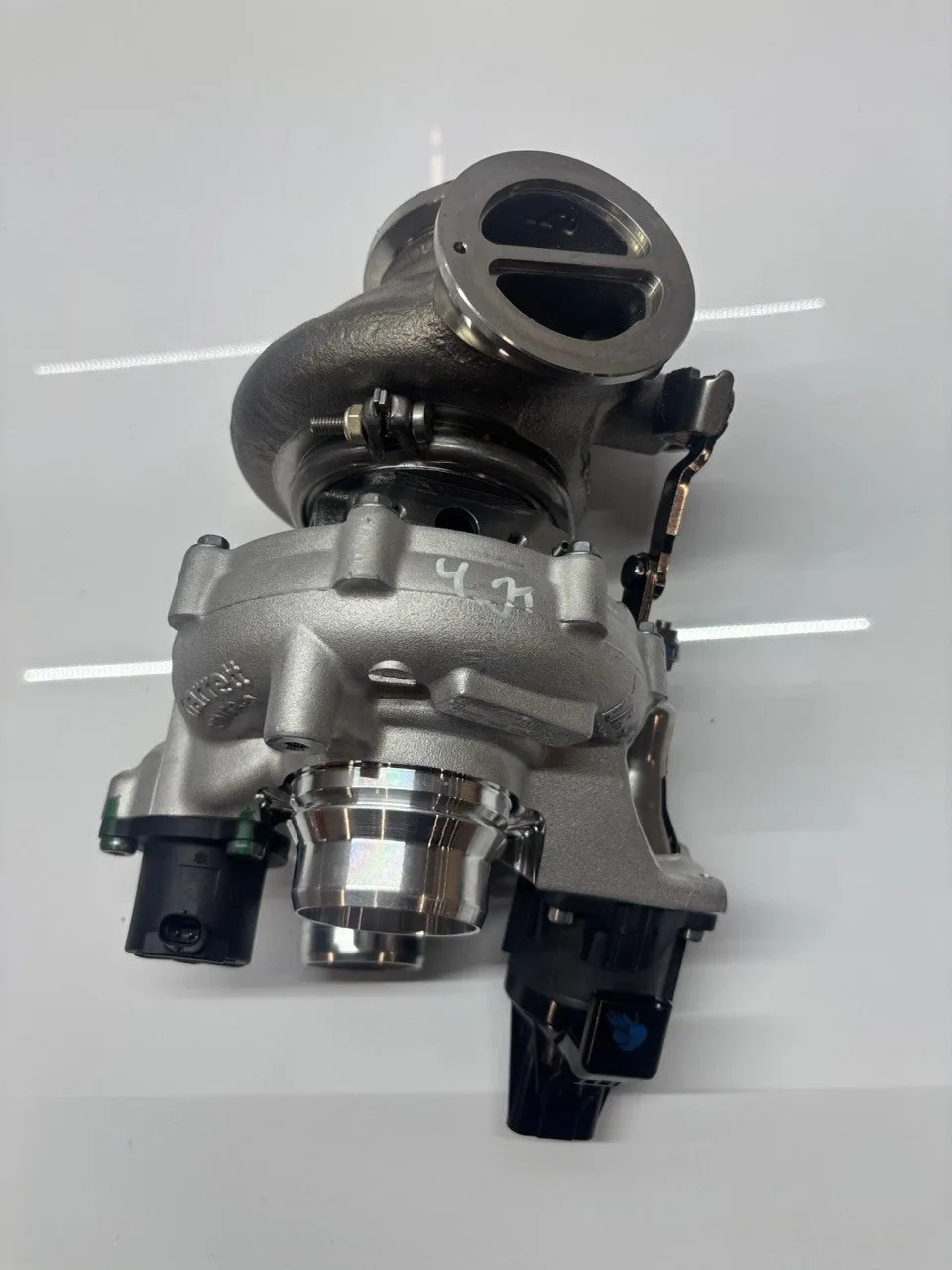 Land Rover Range Rover (L460) Turbocharger Turbocharger — LAND ROVER RANGE ROVER IV (L405,...