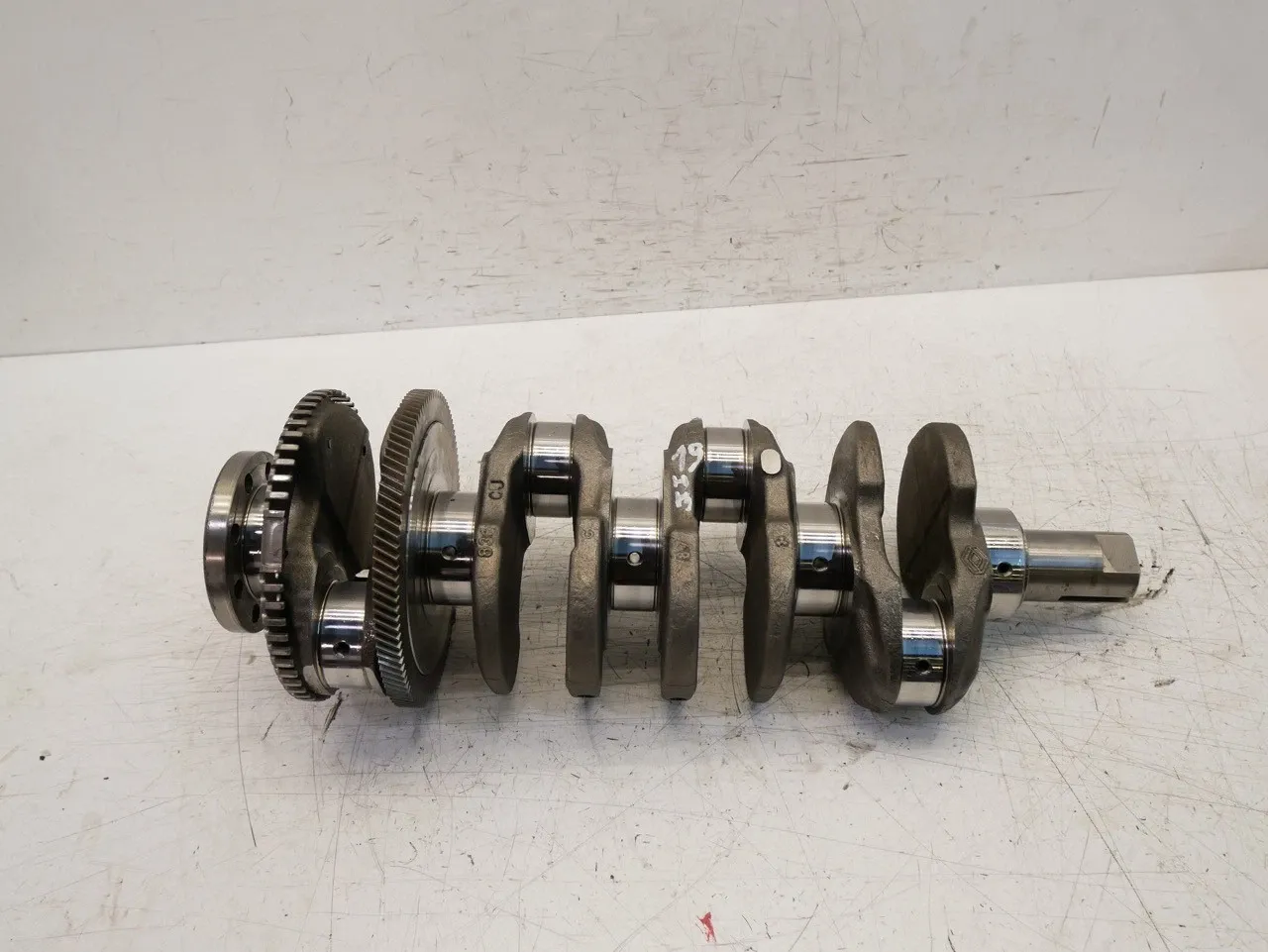 Nissan Navara (D23) Engine parts Crankshaft — NISSAN NAVARA D23 (2015-PRESENT) —...