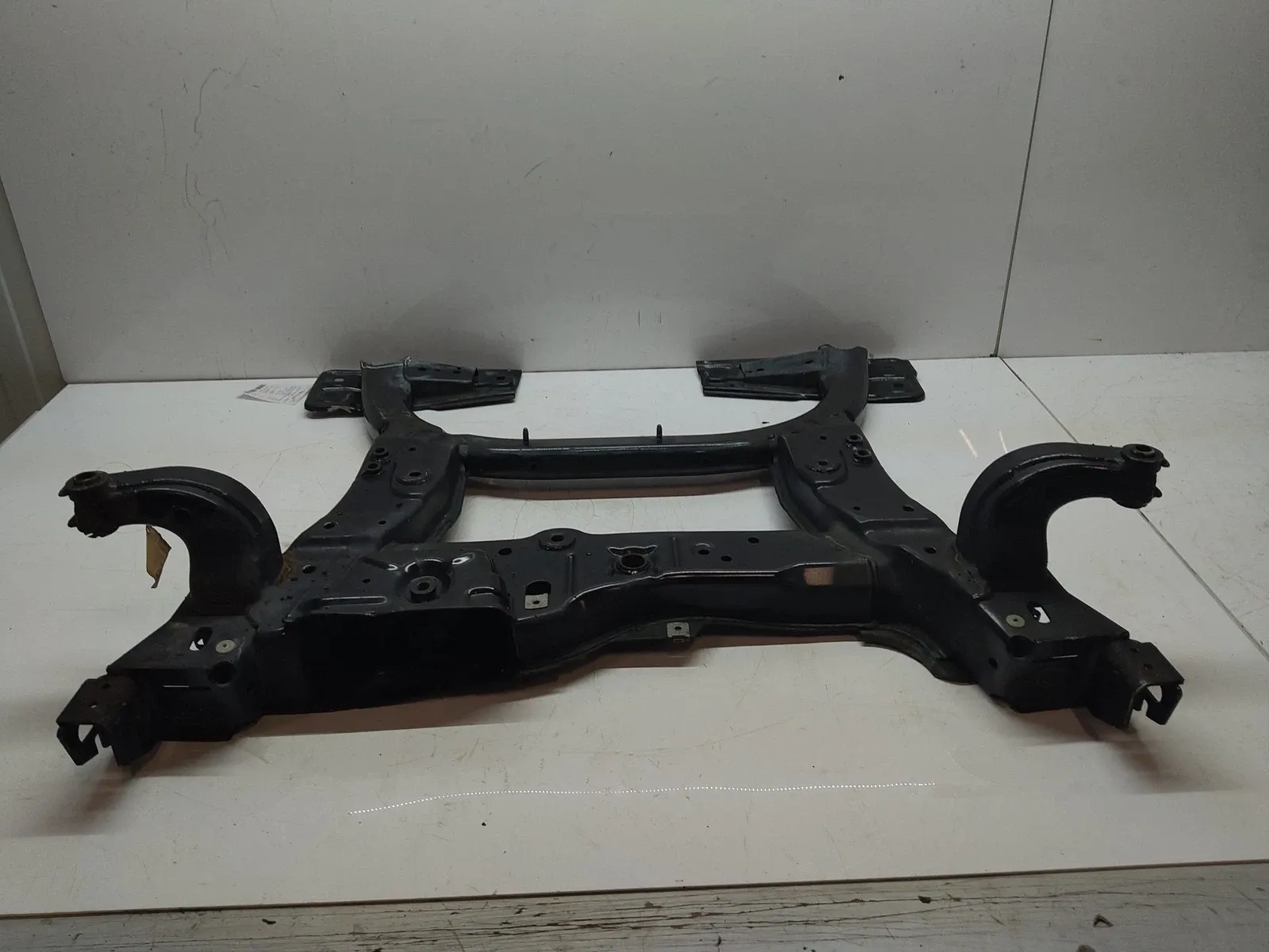 Mercedes-Benz CLA (C117) Other parts Axle carrier — MERCEDES-BENZ CLA (C117, X117) (...