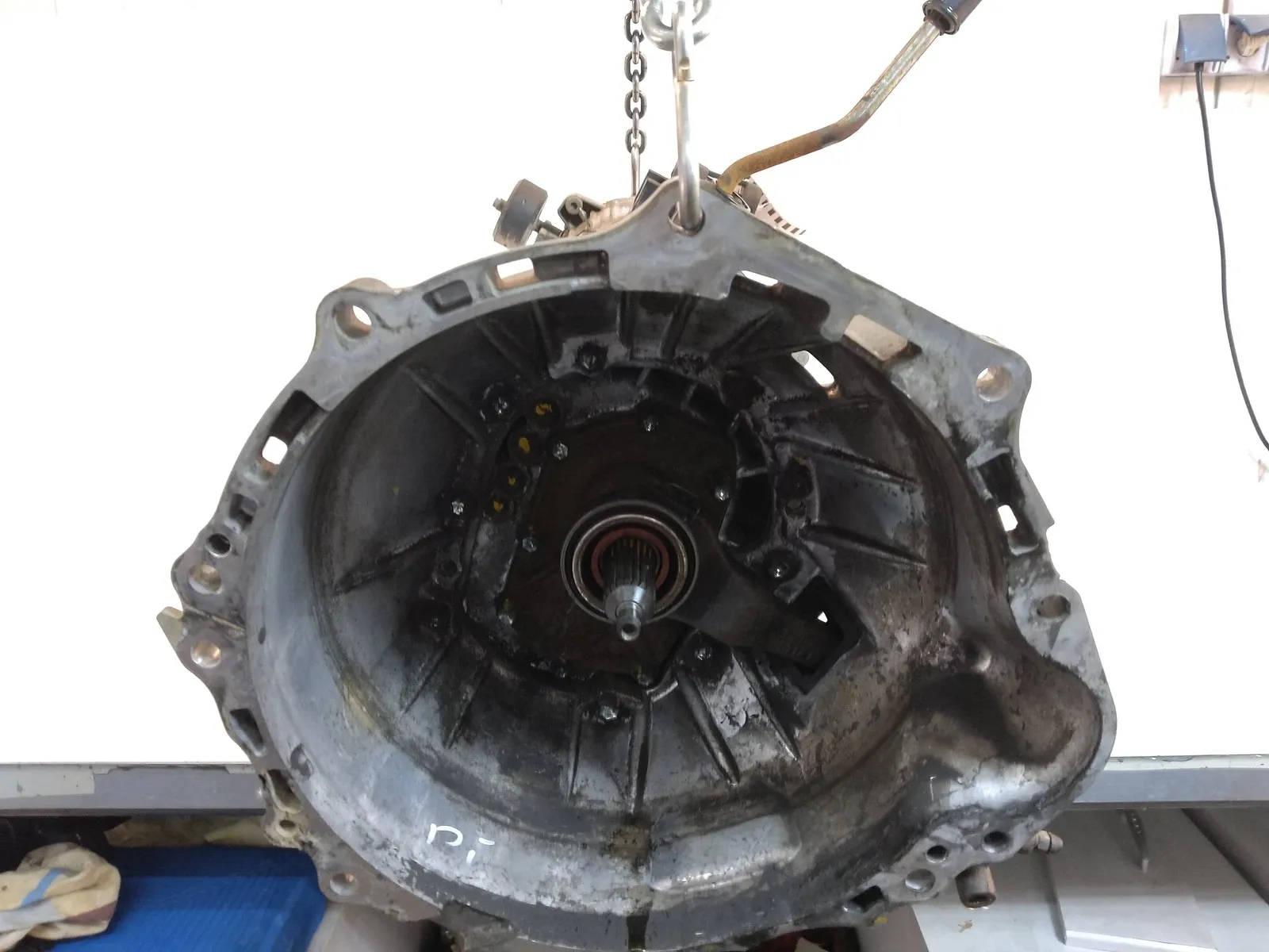 Toyota Hiace (H200) Gearbox Manual gearbox — TOYOTA HIACE / GRANVIA V (KDH2...
