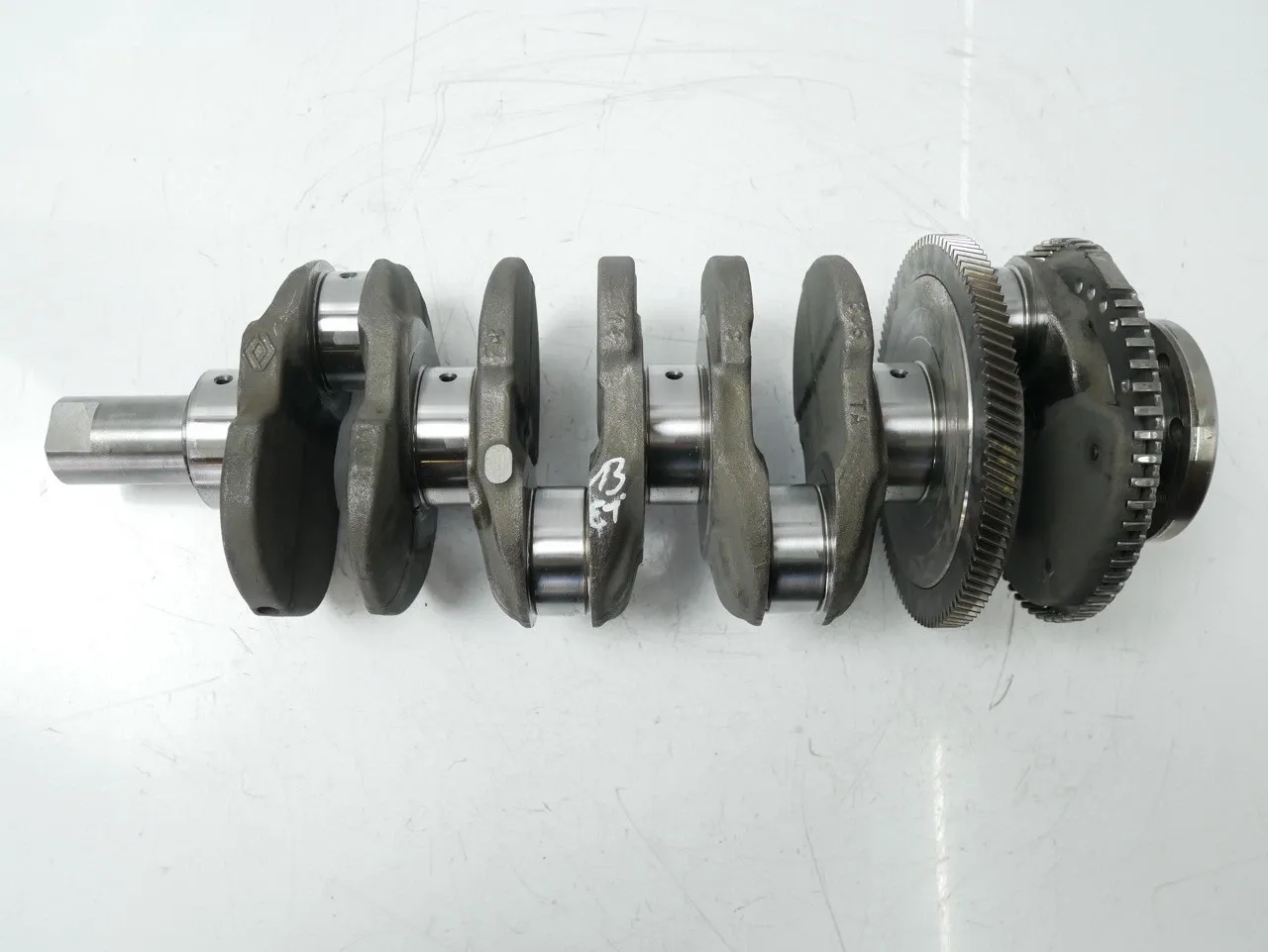 Nissan Navara (D23) Engine parts Crankshaft — NISSAN NAVARA NP300 (2015-PRESENT)...