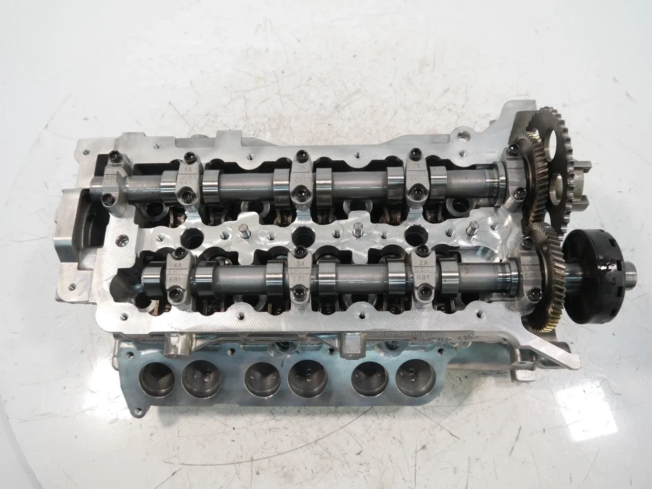 Jeep Grand Cherokee (WK) Engine parts Cylinder head — JEEP GRAND CHEROKEE IV (WK, WK2...