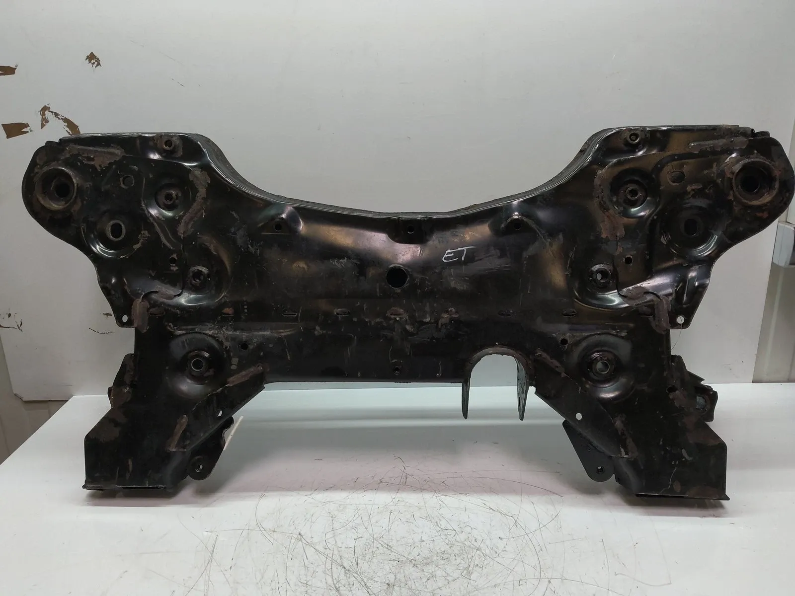Nissan NV400 / Interstar Other parts Front axle carrier — NISSAN NV400 (2011-2021) —...