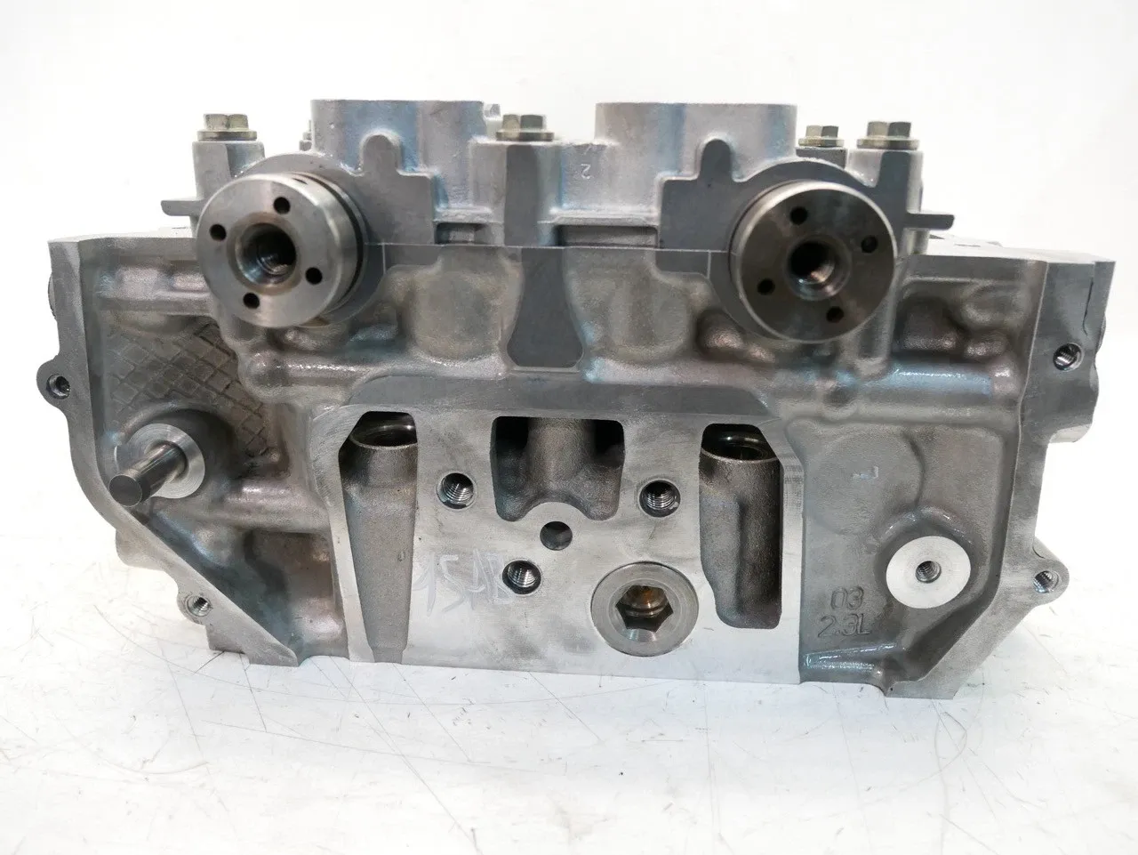 Ford Mustang Engine parts Cylinder head — FORD MUSTANG VI (2014-2023) — E...