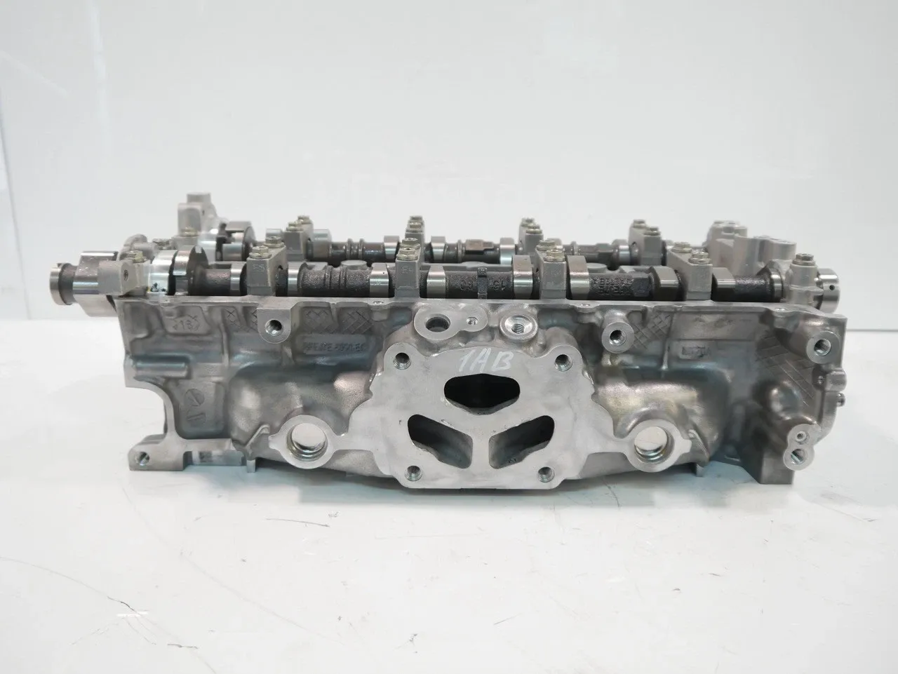 Ford Mustang Engine parts Cylinder head — FORD MUSTANG VI (2014-2023) — E...