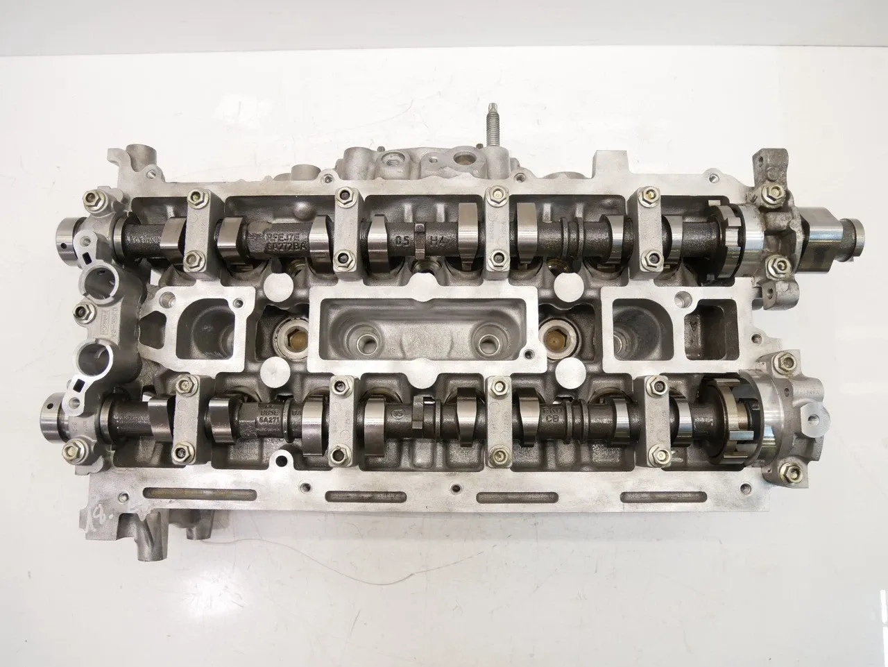Ford Mustang Engine parts Cylinder head — FORD MUSTANG VI (2014-2023) — E...