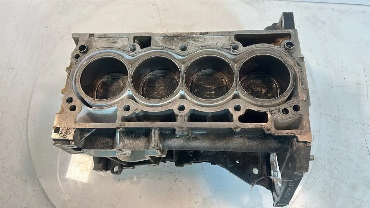 Nissan Qashqai Other parts Short engine — NISSAN QASHQAI I (J10) (2007-201...