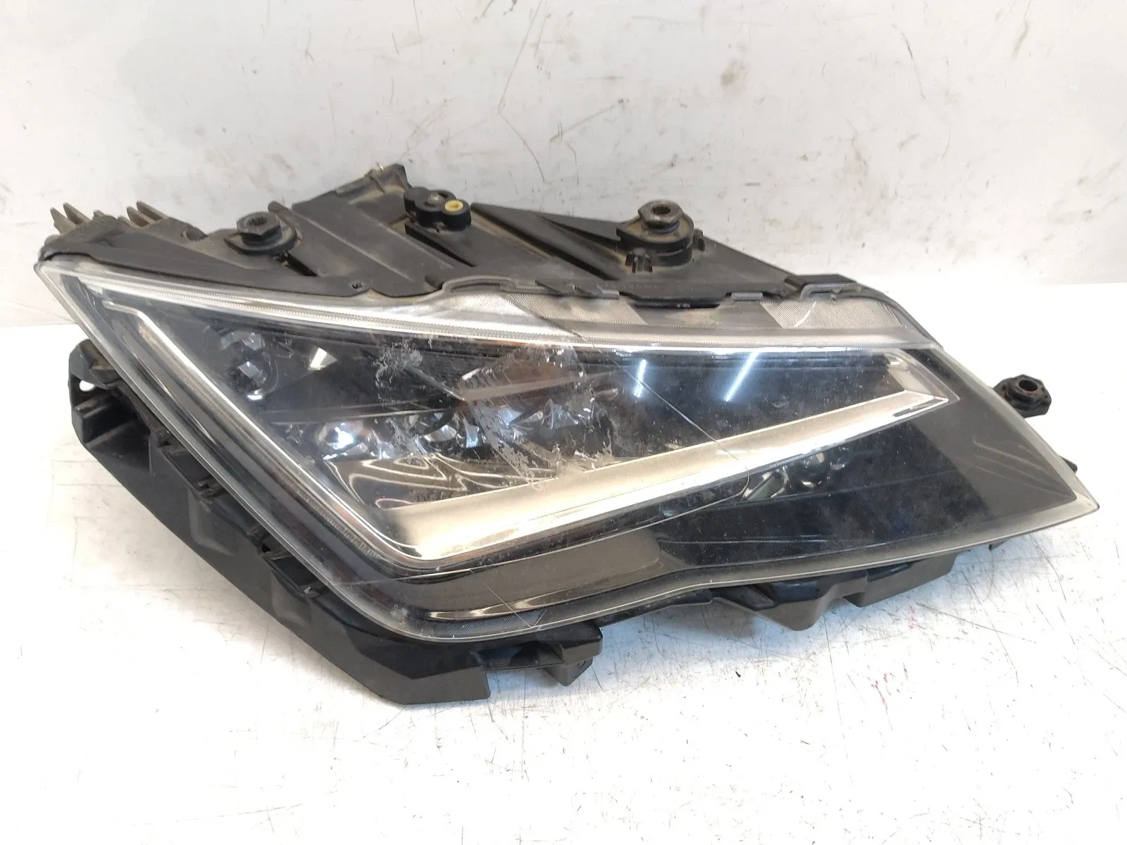 Seat Leon передние фары Right LED Headlight — SEAT LEON (2013-2018) — 5...