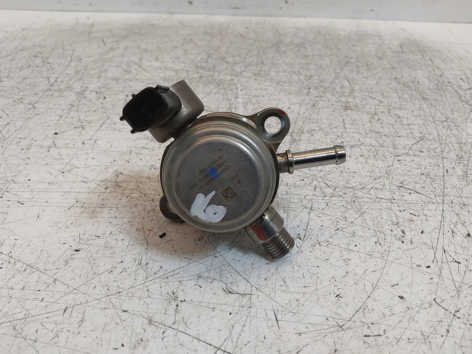 Suzuki Vitara Fuel system Fuel pump — SUZUKI VITARA (2015-PRESENT) — 1521...