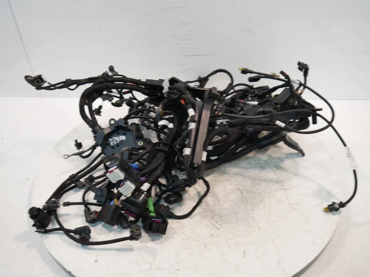 Land Rover Range Rover (L460) Electrical parts Wiring harness — LAND ROVER RANGE ROVER X7 (202...