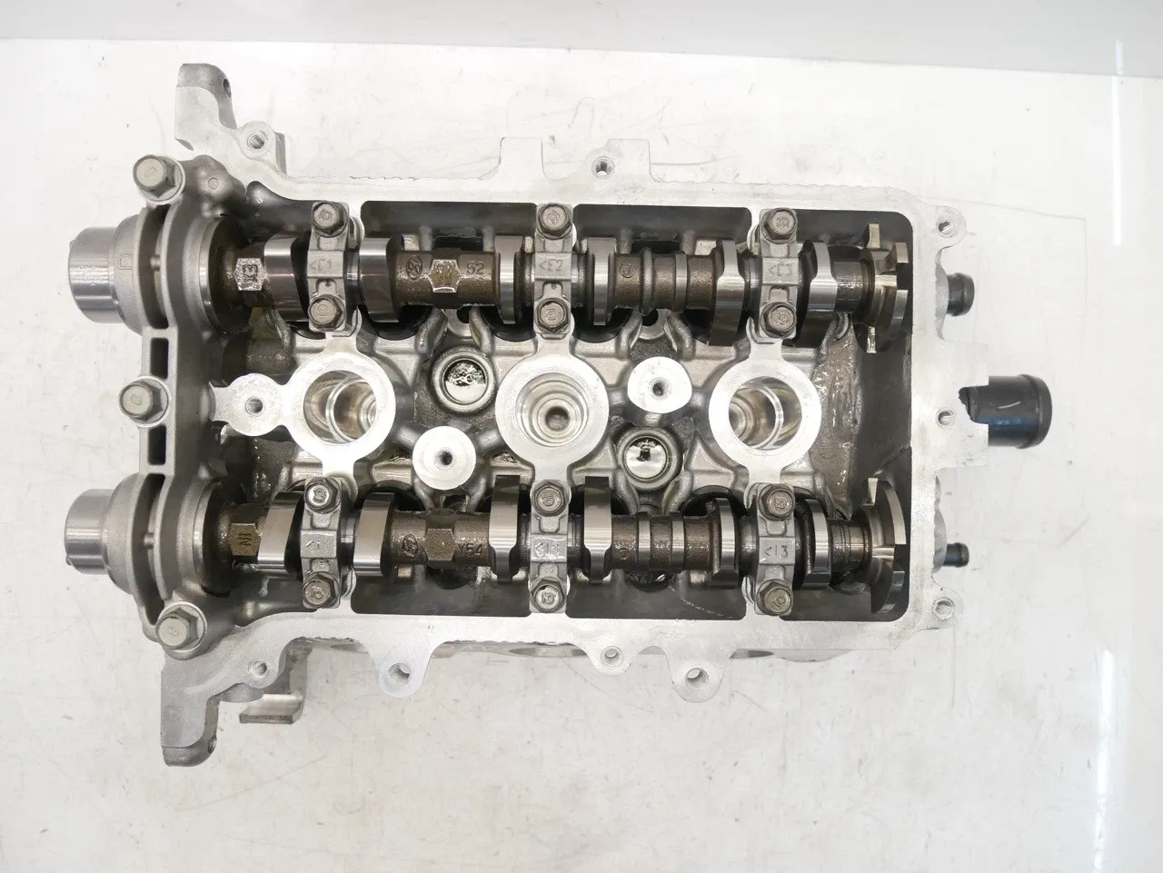 Hyundai i10 Engine parts Cylinder head — HYUNDAI KIA I10 PICANTO (2011-P...