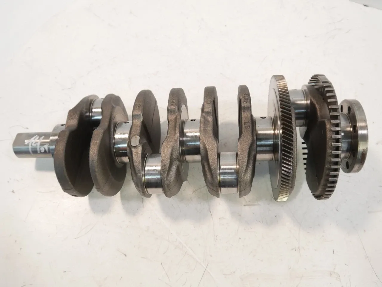 Nissan Navara (D23) Engine parts Crankshaft — NISSAN NAVARA NP300 PICK-UP (2015-...