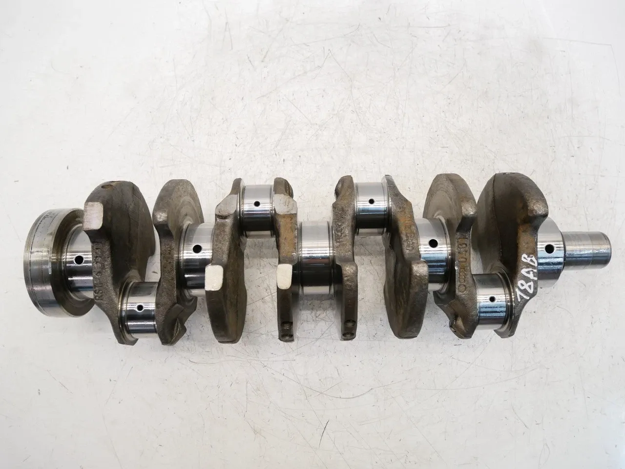 Porsche 924 Engine parts Crankshaft — PORSCHE 924 (1975-1989) — 04610502...
