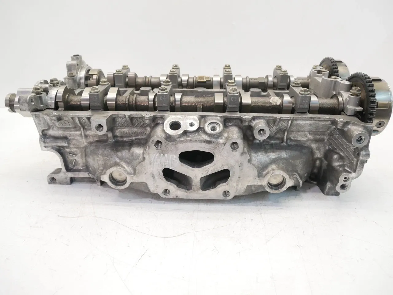 Ford Mustang Engine parts Cylinder head — FORD MUSTANG VI (2014-2023) — E...