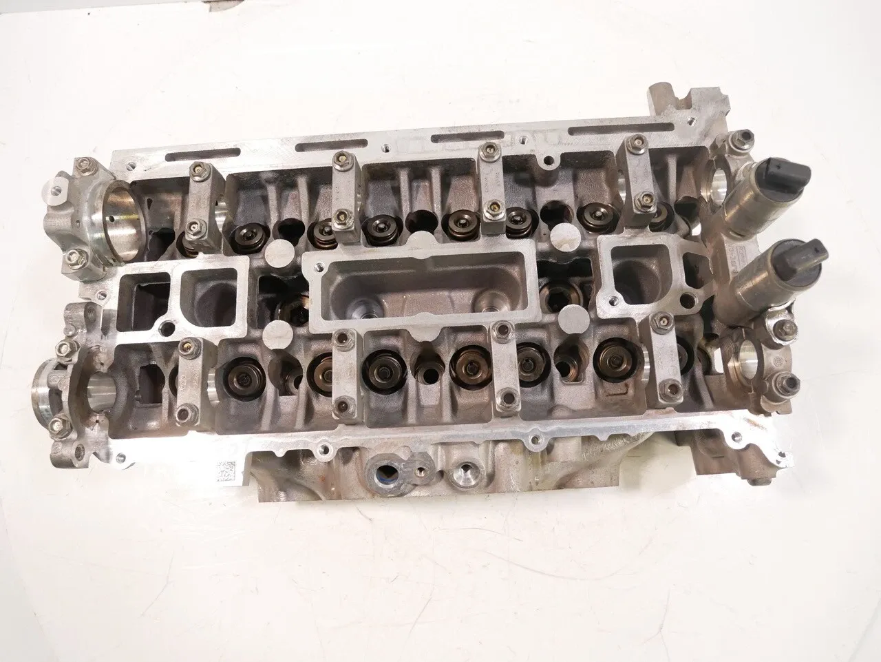 Ford Mustang Engine parts Cylinder head — FORD MUSTANG VI (2014-2023) — E...