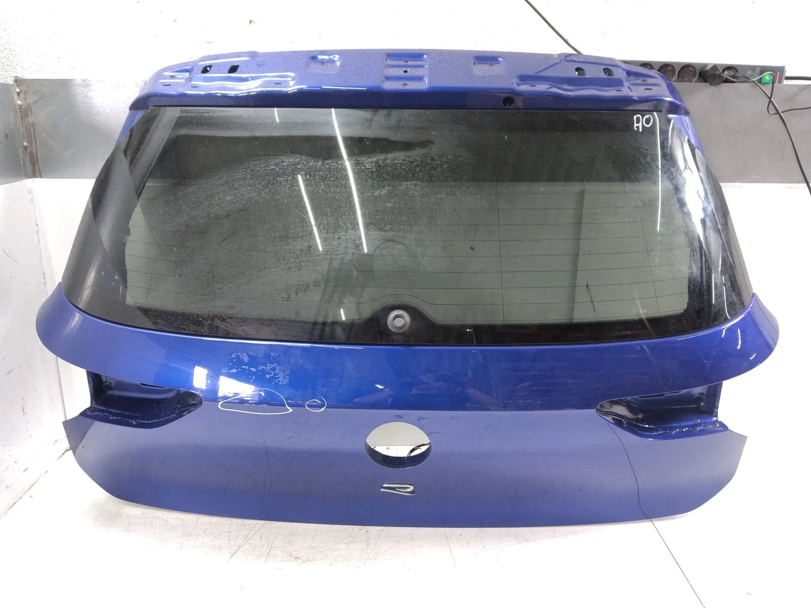 Volkswagen Golf 8 Doors Tailgate — VW GOLF VIII (CD1) (2020-PRESENT) — ...