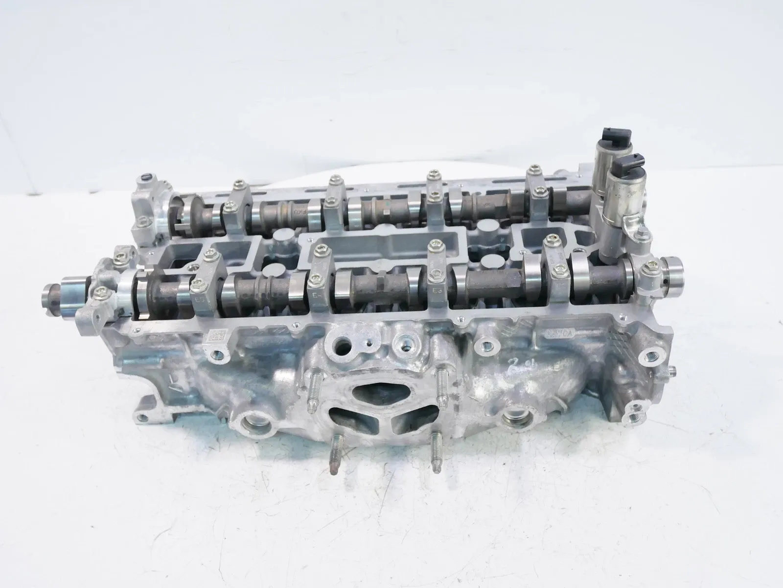 Ford Mustang Engine parts Cylinder head — FORD MUSTANG VI (2014-2023) — E...