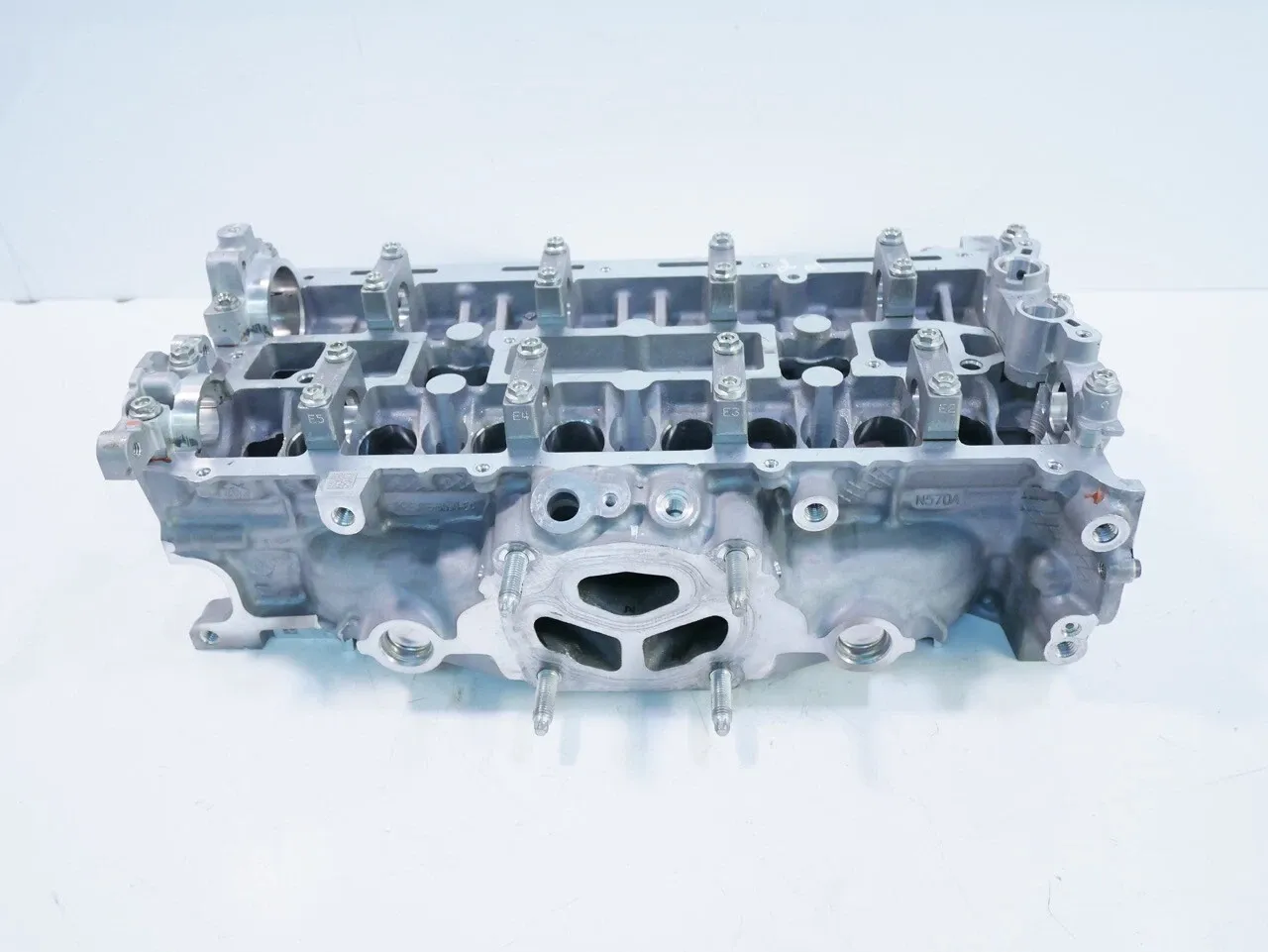 Ford Mustang Engine parts Cylinder head — FORD MUSTANG VI (2014-2023) — E...