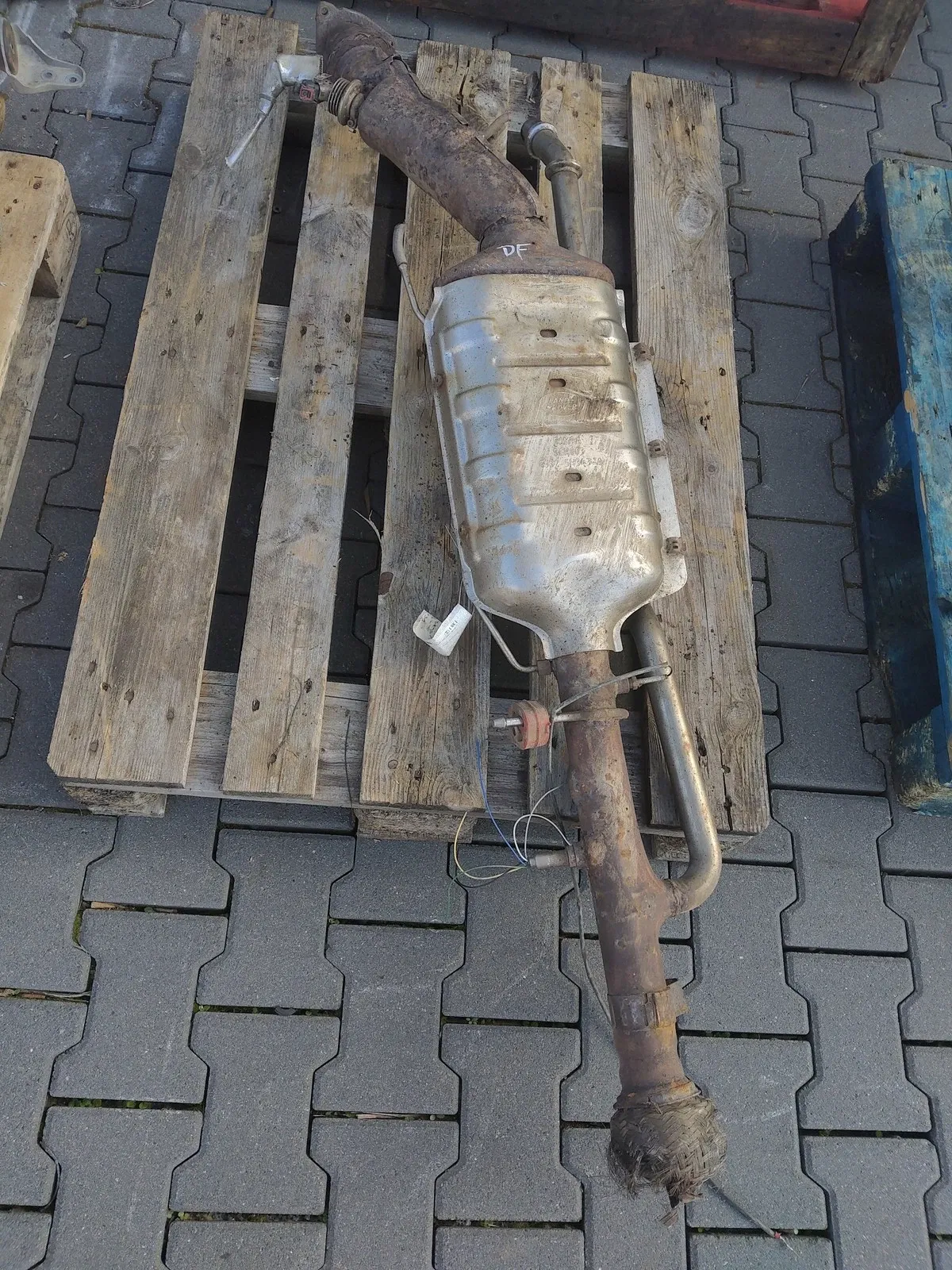 Land Rover Range Rover (L405) Exhaust System Diesel particulate filter — LAND ROVER RANGE RO...