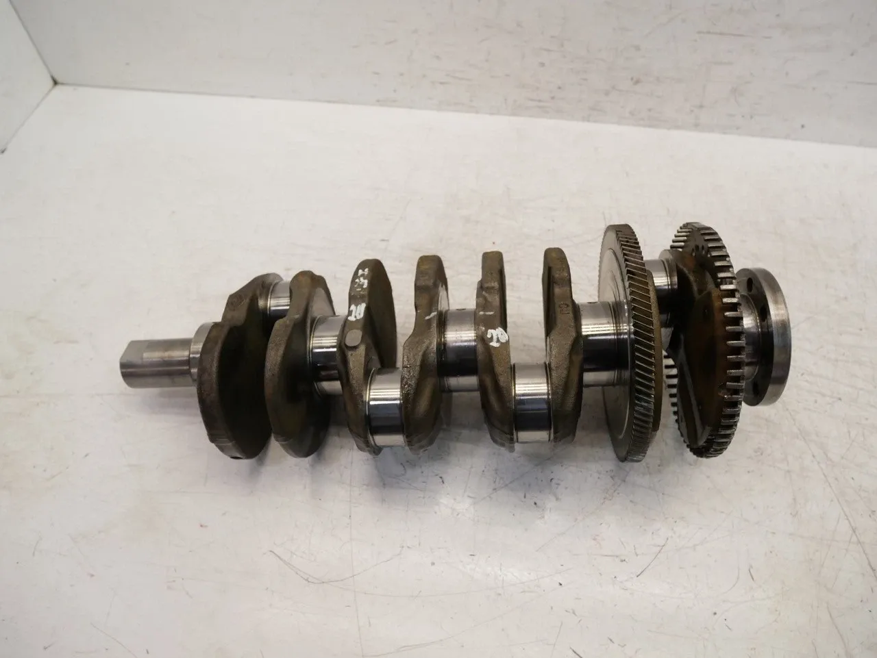 Nissan Navara (D23) Engine parts Crankshaft — NISSAN NAVARA PICK-UP (2015-PRESEN...