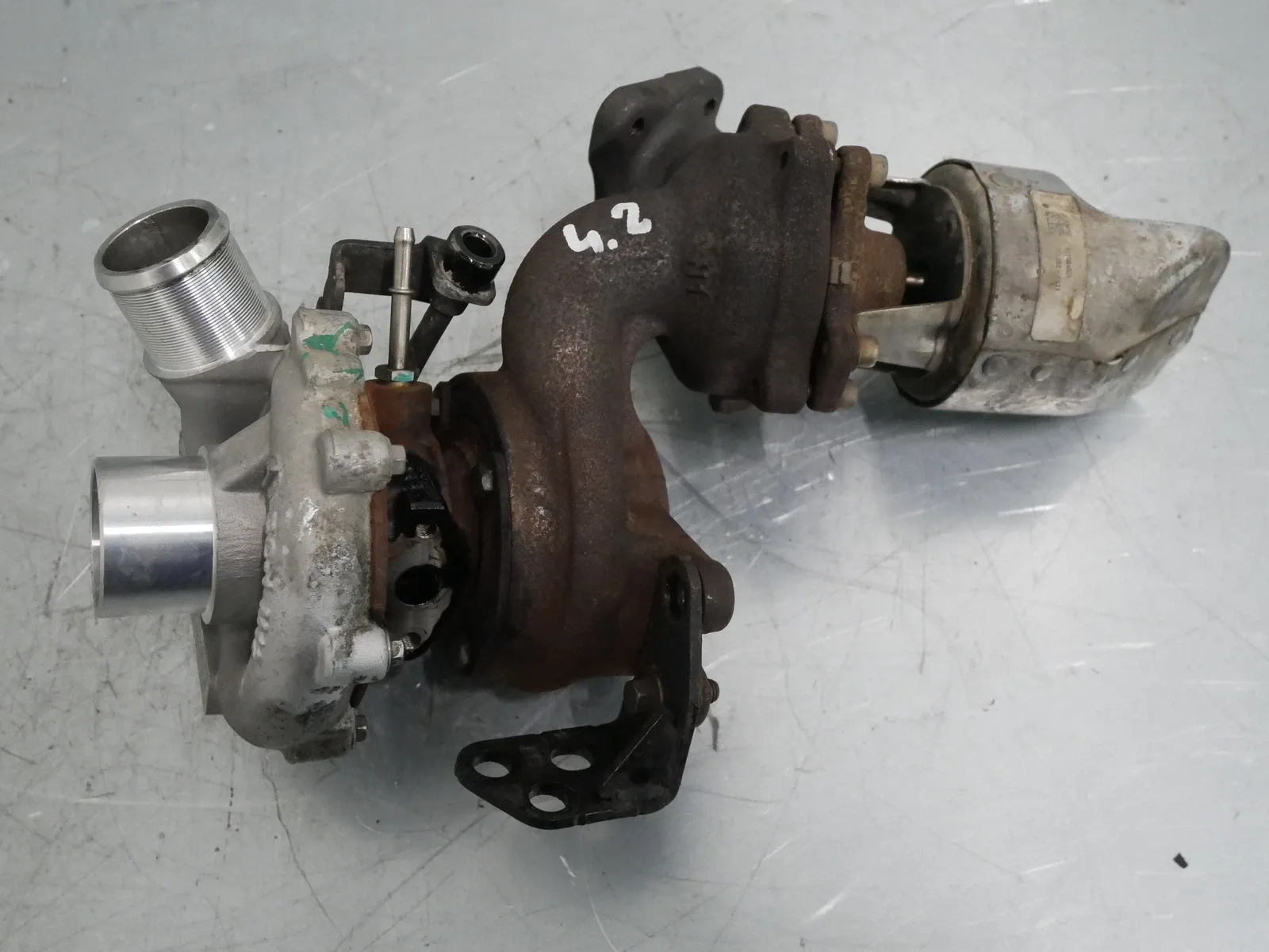 Land Rover Range Rover (L405) Turbocharger Turbocharger — LAND ROVER RANGE ROVER IV (L405,...