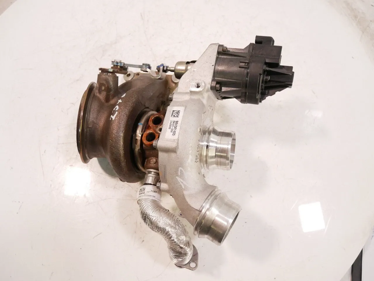 BMW 5 (G30 / G31) Turbocharger Turbocharger — BMW 5 SERIES (G30, G31) (2016-20...