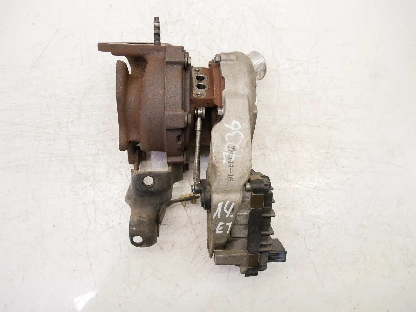 Land Rover Range Rover (L405) Turbocharger Turbocharger — LAND ROVER RANGE ROVER DISCOVERY...