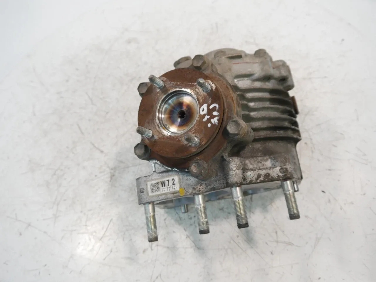 Toyota RAV4 (XA40) Other parts Differential — TOYOTA RAV 4 IV (XA40) — 3610042...