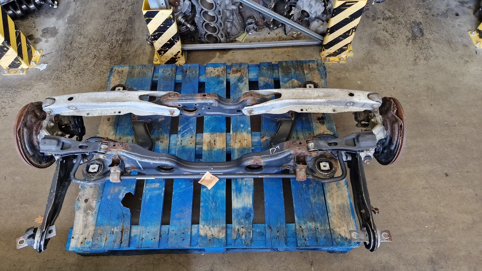 Mercedes-Benz CLA (C117) Other parts Axle carrier — MERCEDES-BENZ CLA (C117, X117) (...