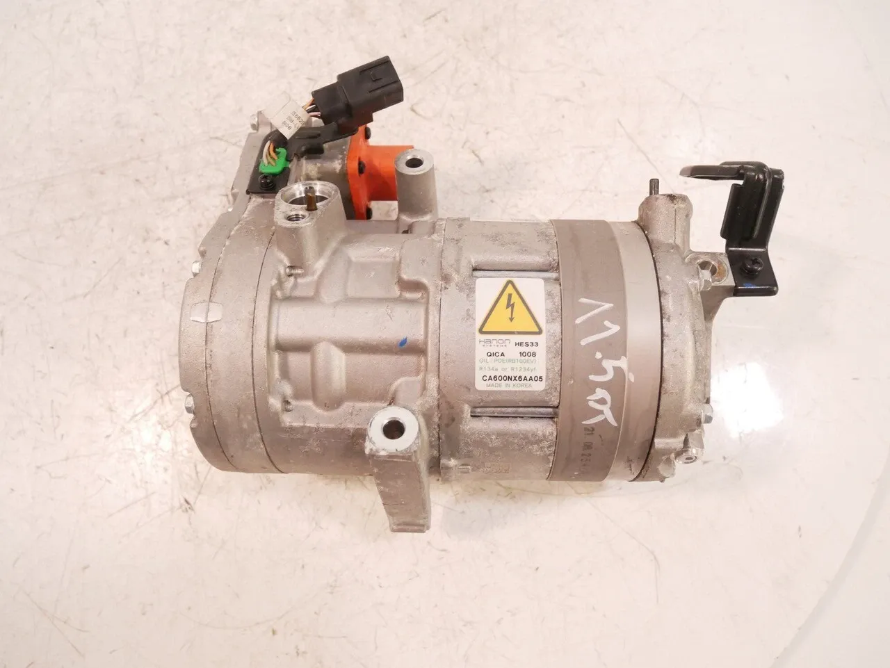 Hyundai Tucson Air conditioning system Air conditioning compressor — HYUNDAI TUCSON / ...