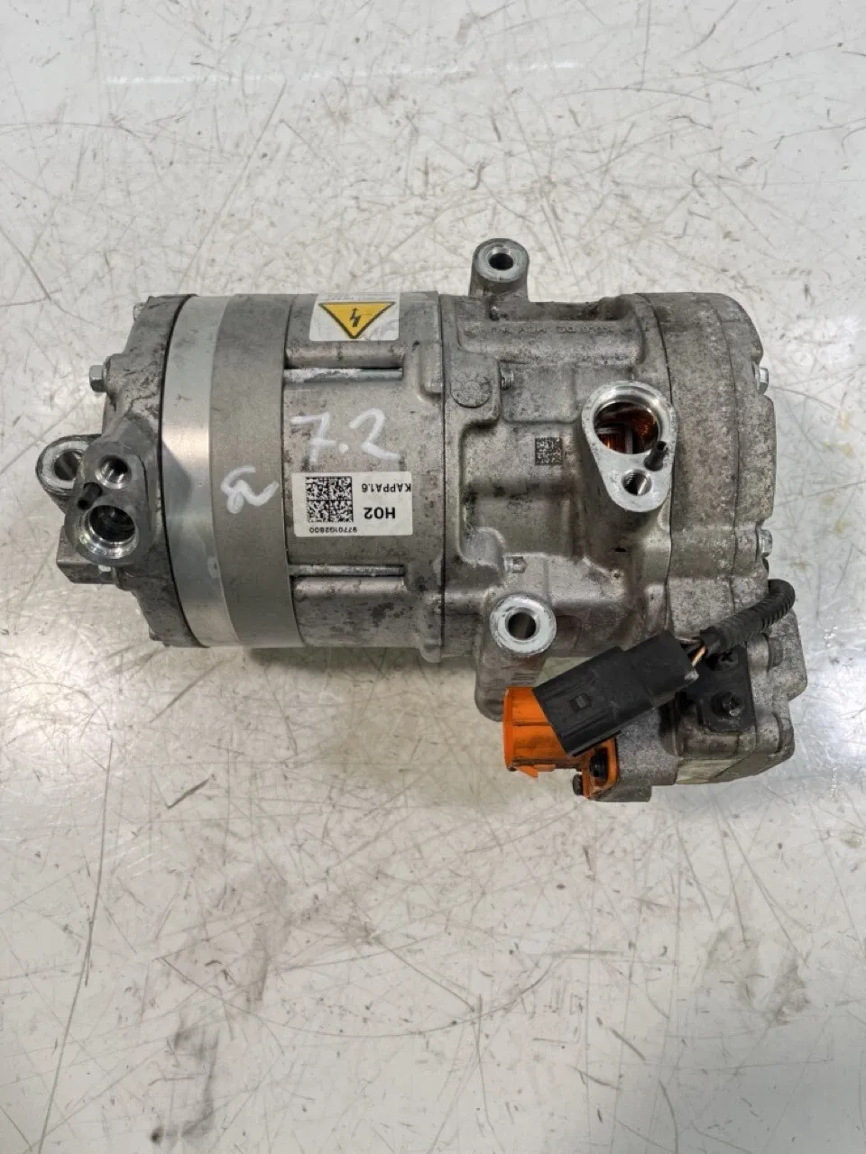 Kia Niro Air conditioning system Air conditioning compressor — KIA NIRO (DE) (20...