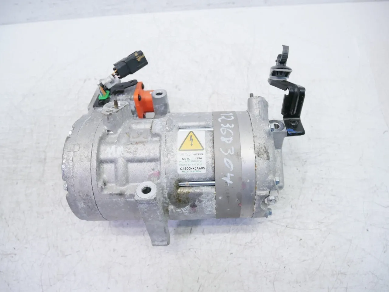 Hyundai Tucson Air conditioning system Air conditioning compressor — HYUNDAI TUCSON / ...