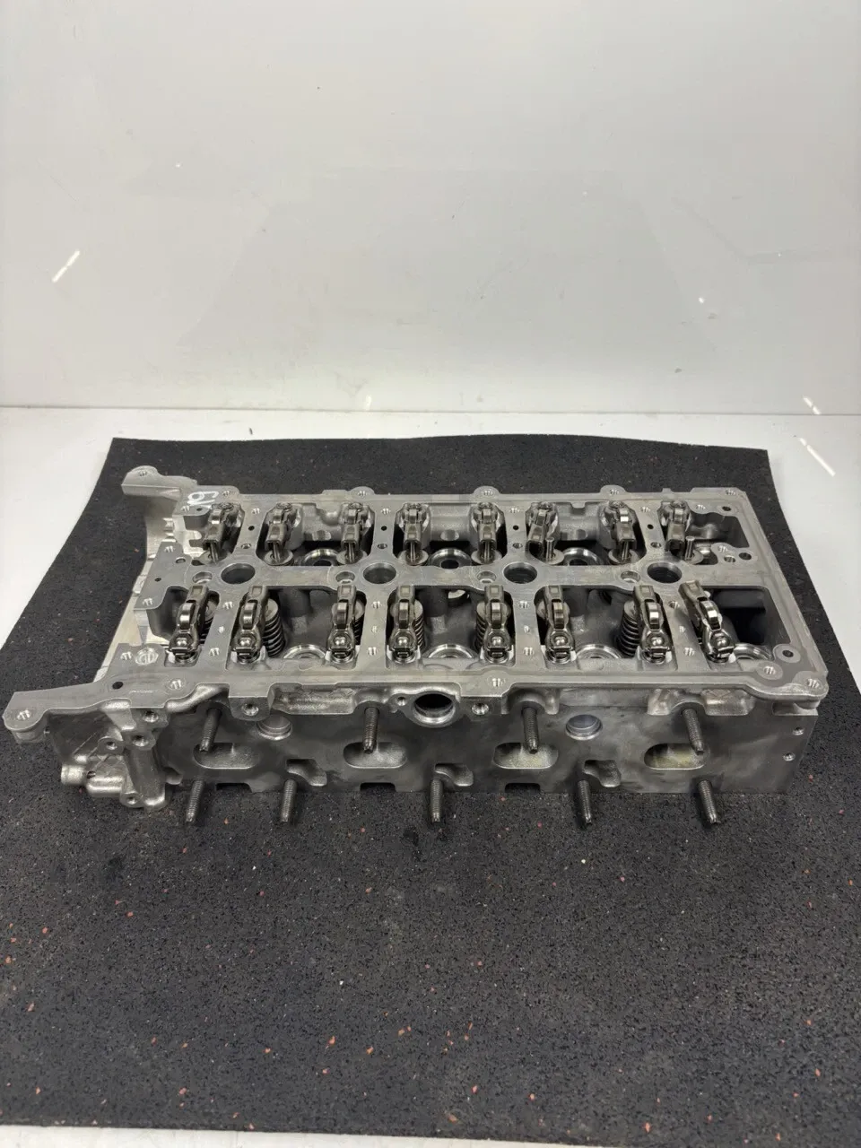 Mercedes-Benz GLA / EQA (H247) Engine parts Cylinder head — MERCEDES-BENZ GLA (H247) (2020-...