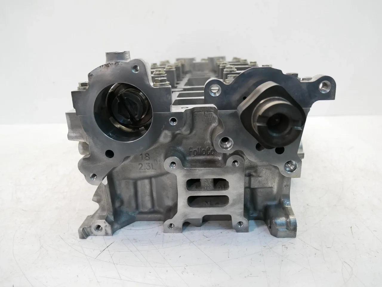 Ford Mustang Engine parts Cylinder head — FORD MUSTANG VI (2014-2023) — E...