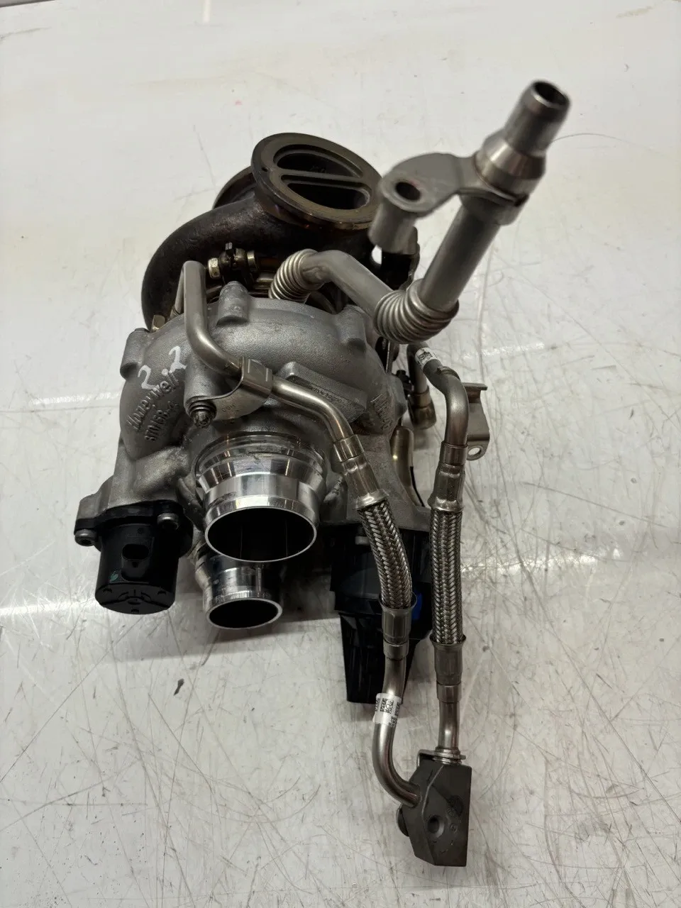 BMW 8 (G15) Turbocharger Turbocharger — BMW 8 SERIES (F91, F92, F93, G14...