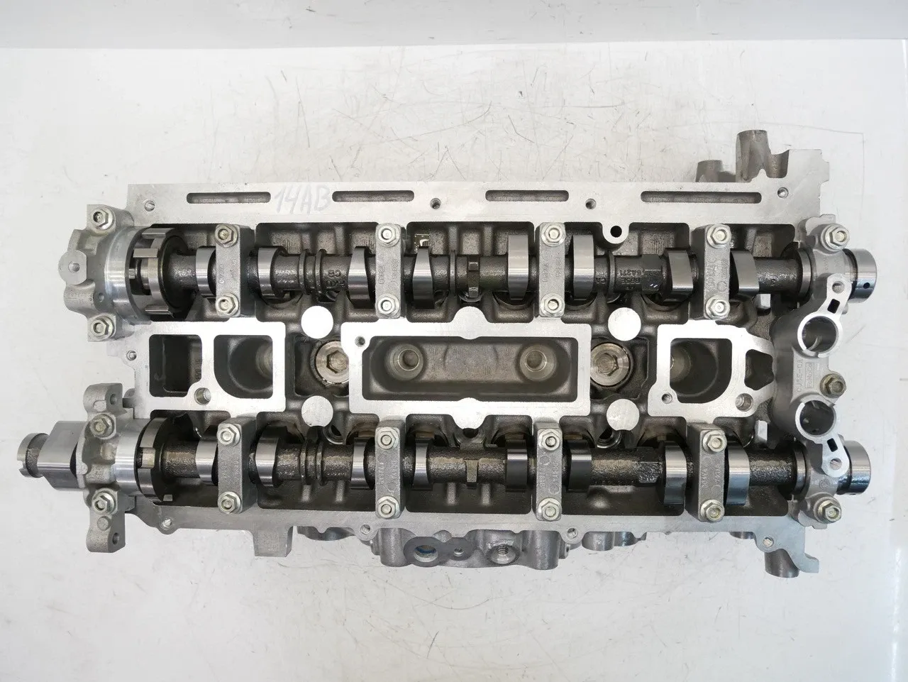 Ford Mustang Engine parts Cylinder head — FORD MUSTANG VI (2014-2023) — E...