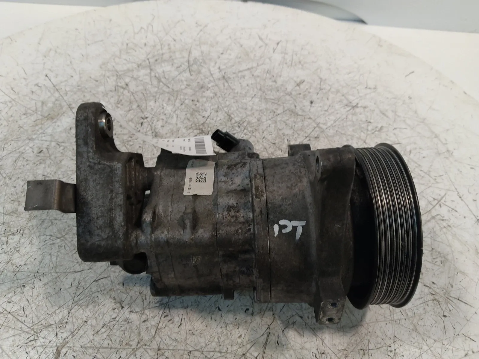 BMW 5 (E60 / E61) Power steering Power steering pump — BMW 5 SERIES GT (F07) — 6...