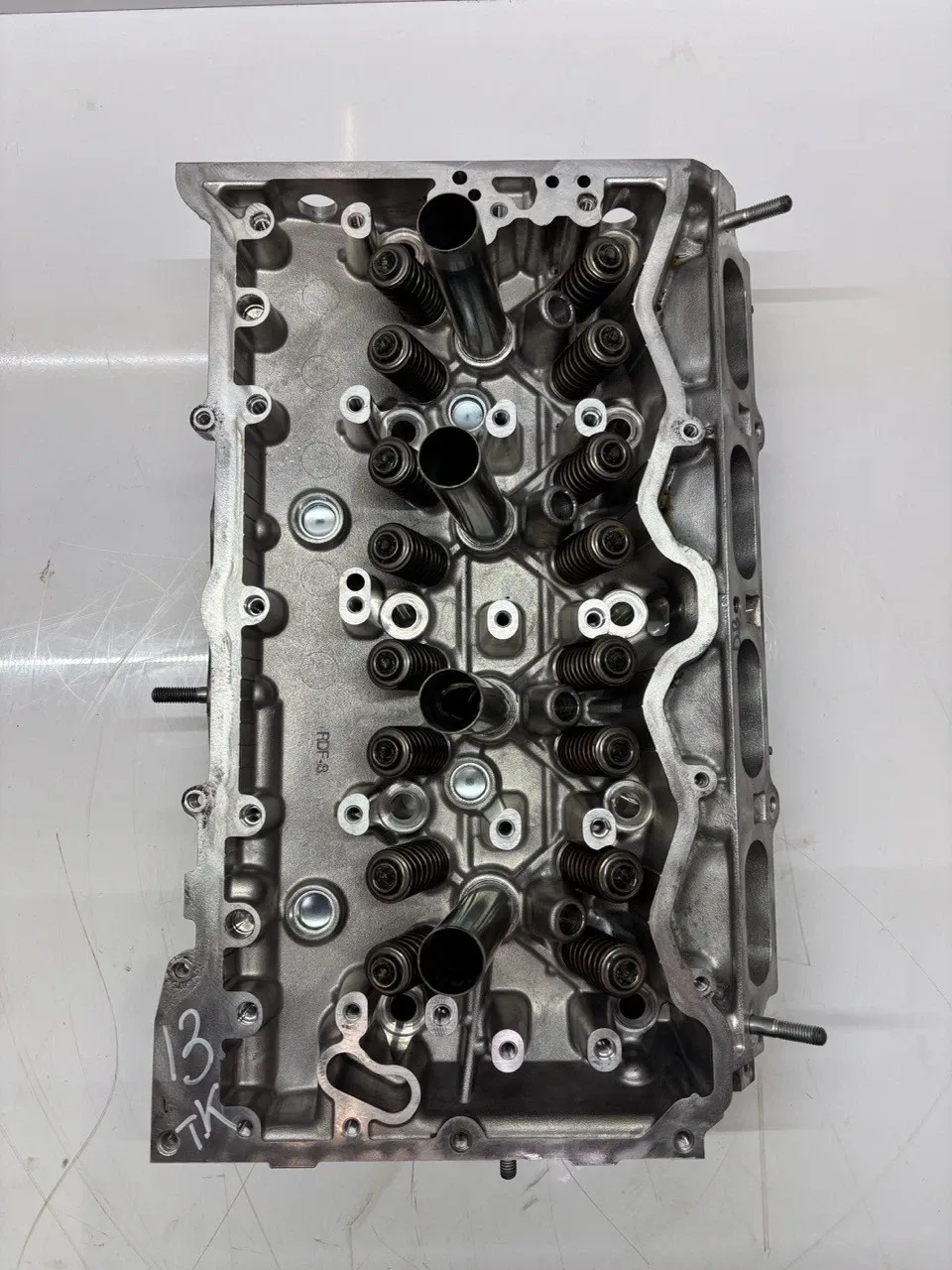 Honda CR-V Engine parts Cylinder head — HONDA CR-V V (RW) (2016-2023)

...