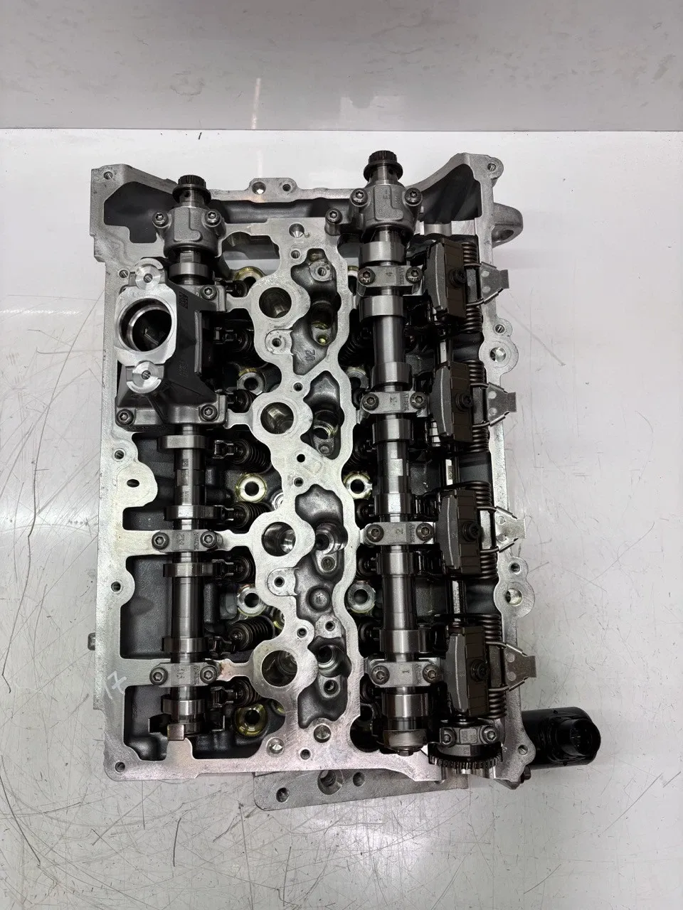 Mini One, Cooper (F55 / F56 / F57) Engine parts Cylinder head — MINI COOPER S F56 F57 (2015-PRE...
