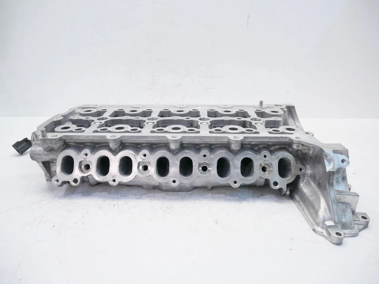 Land Rover Range Rover (L405) Engine parts Cylinder head — LAND ROVER RANGE ROVER IV (L405...