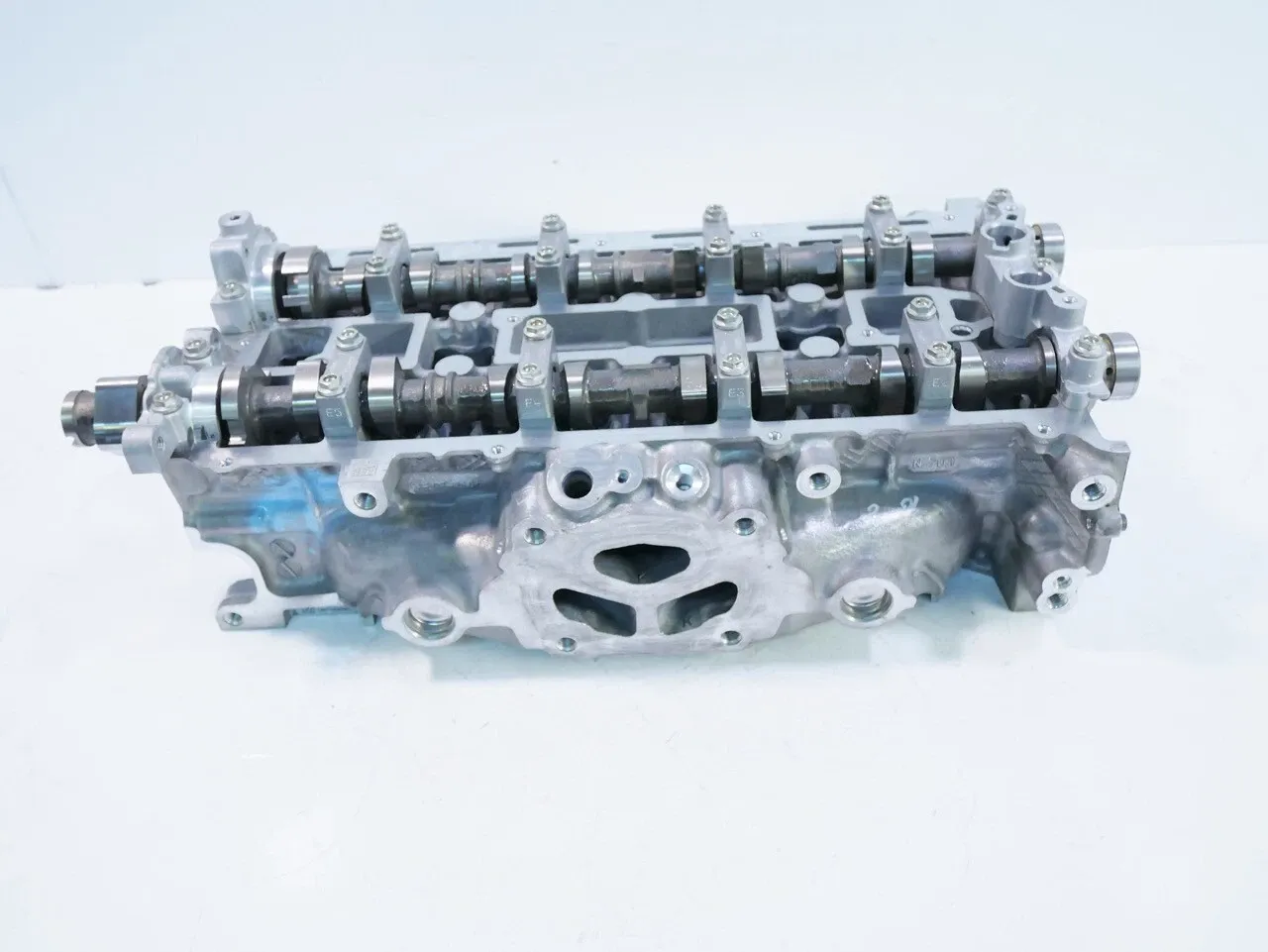 Ford Mustang Engine parts Cylinder head — FORD MUSTANG VI (2014-2023) — E...